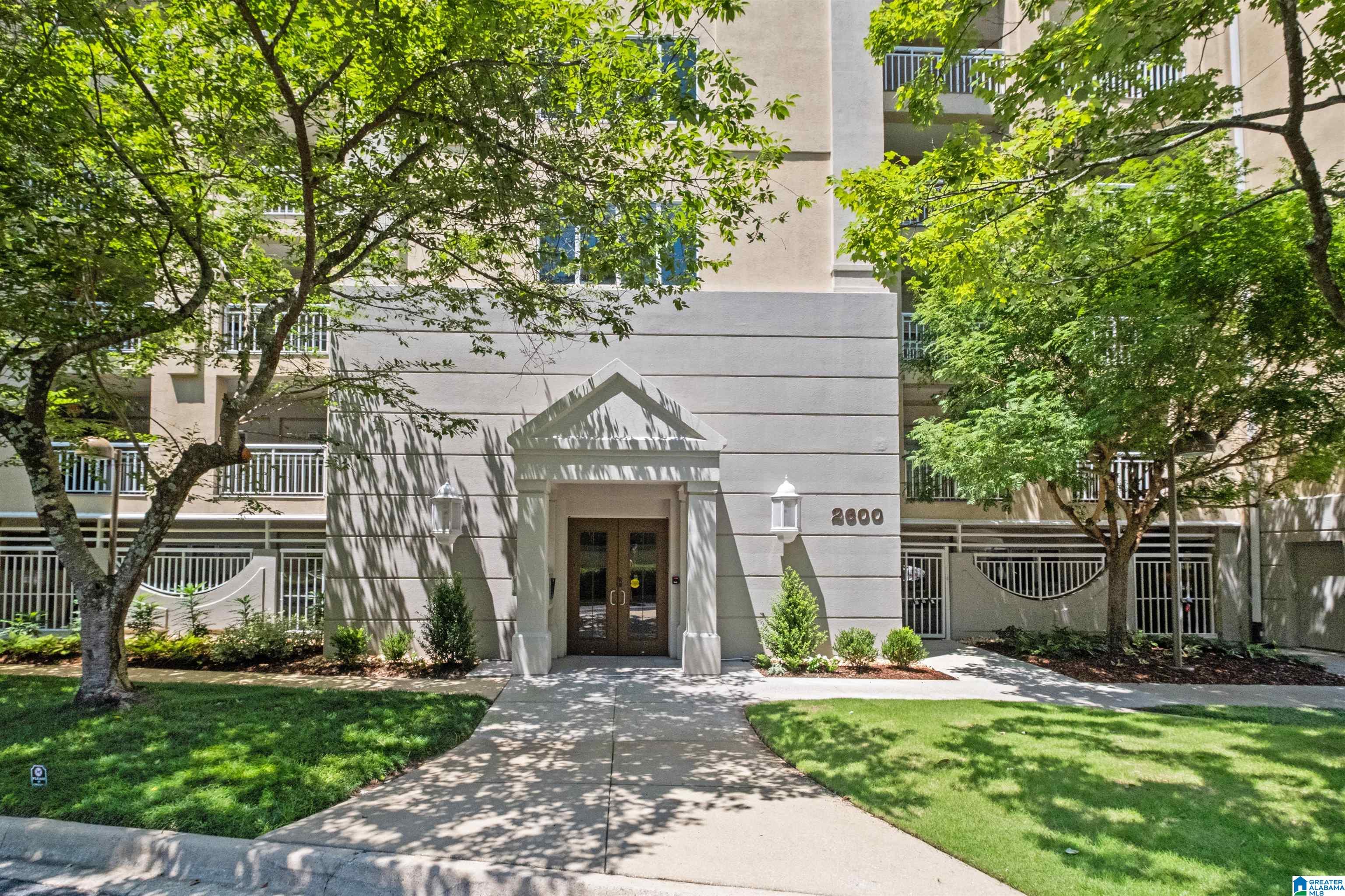 2600 ARLINGTON AVENUE S 68