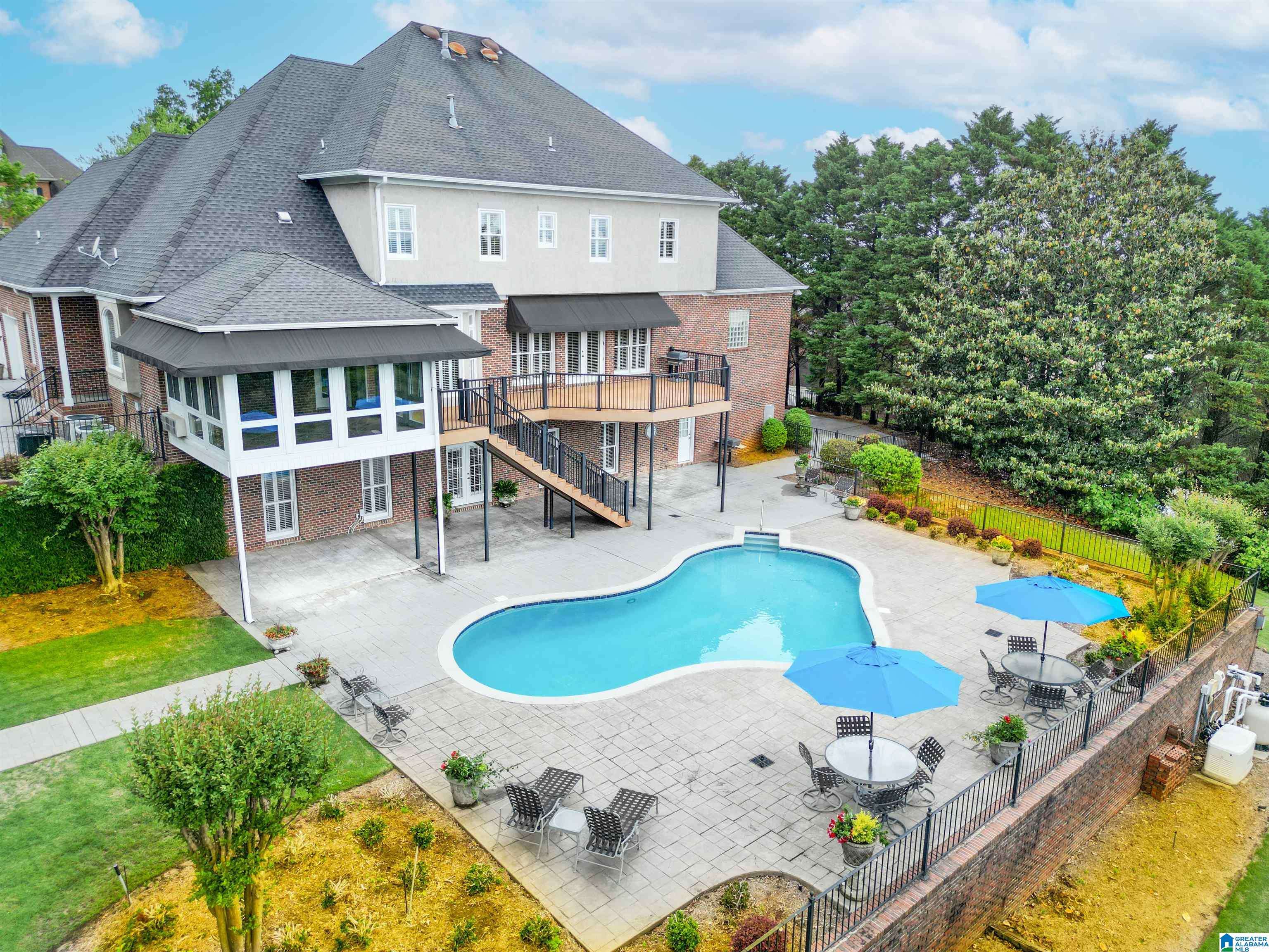 2076 BROOK HIGHLAND RIDGE