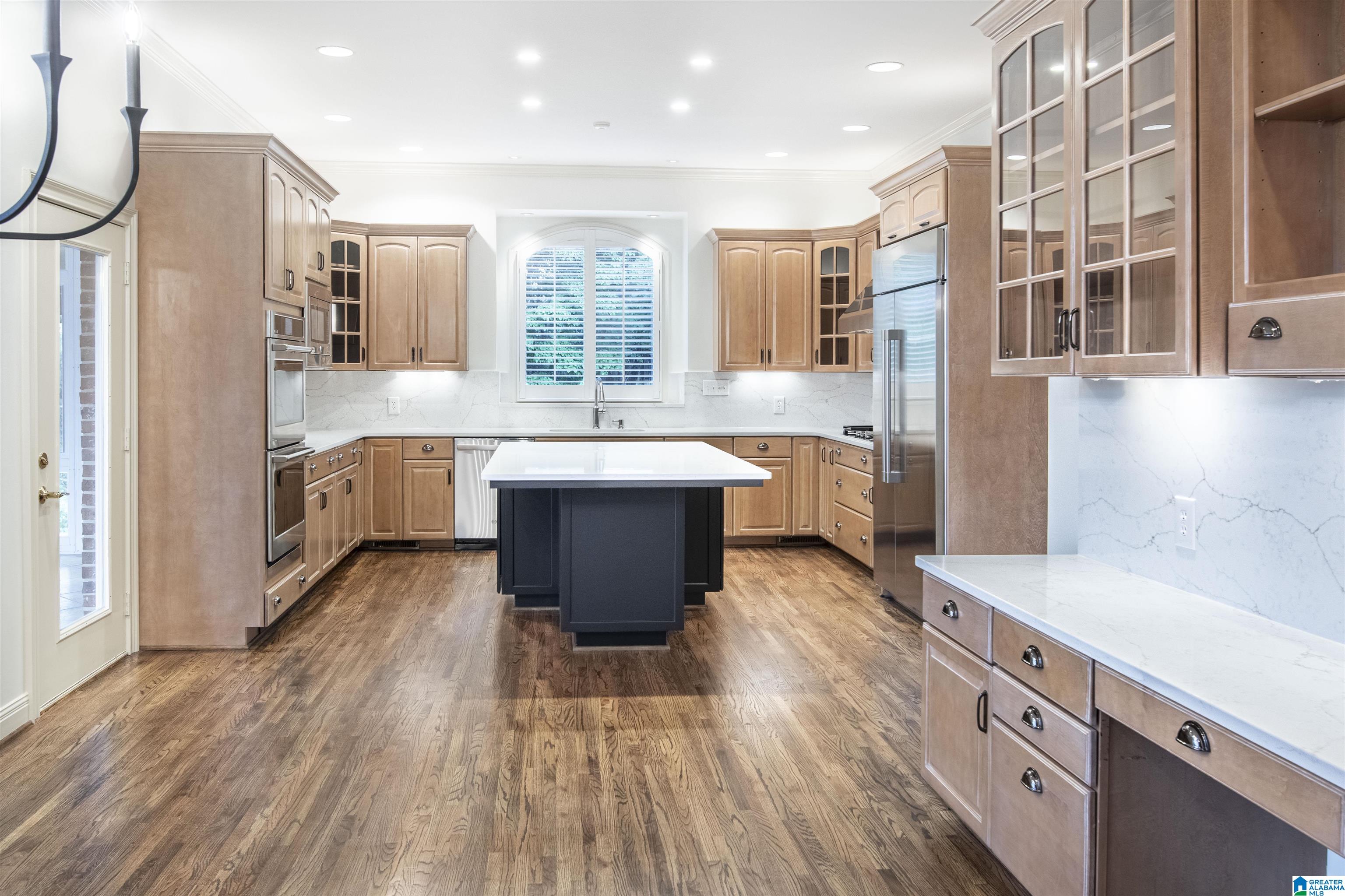 2076 BROOK HIGHLAND RIDGE