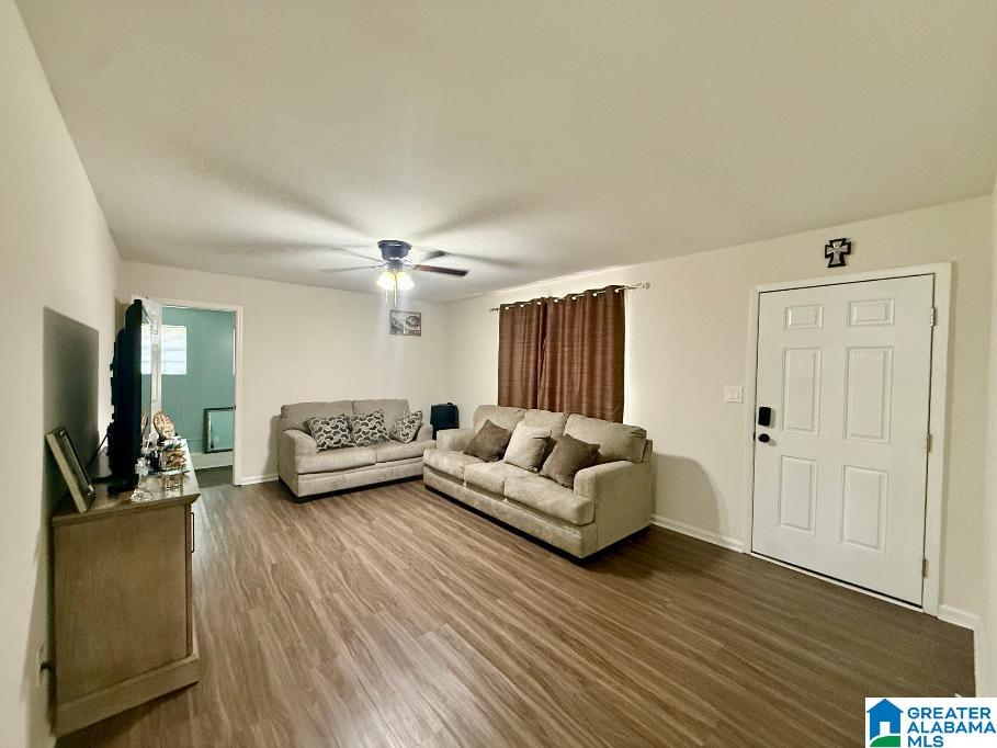 3207 FORTNER LANE