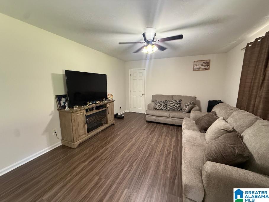 3207 FORTNER LANE
