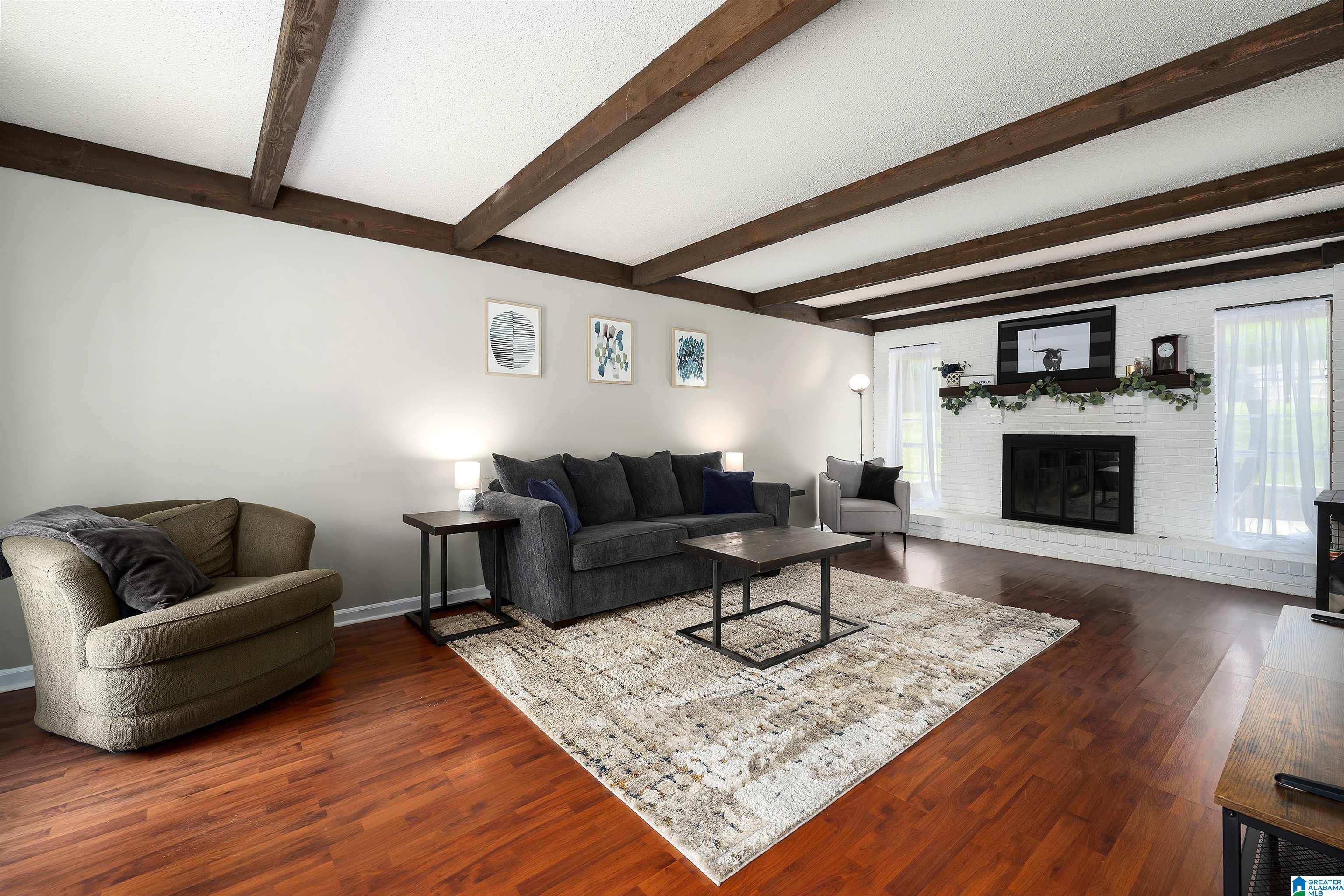 2128 CARRAWAY STREET