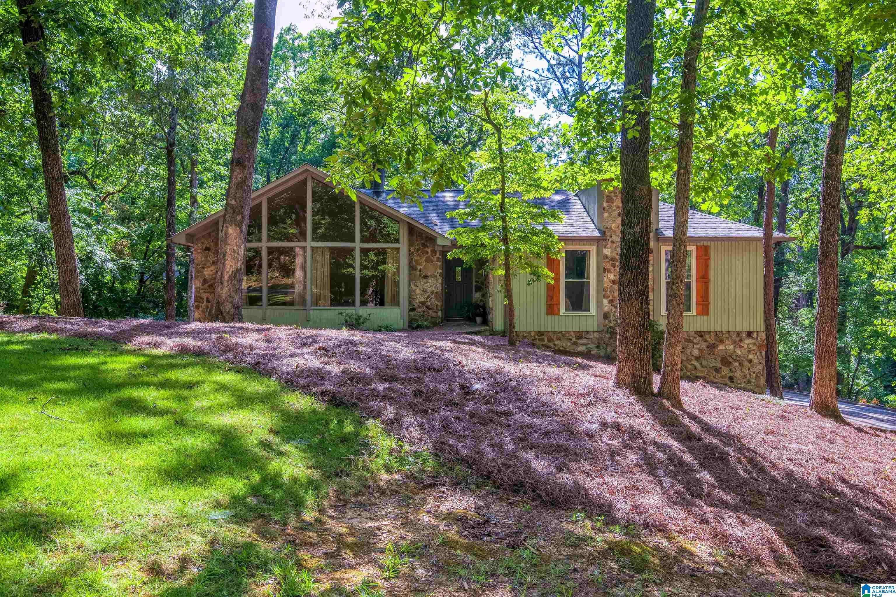 1928 INDIAN LAKE DRIVE