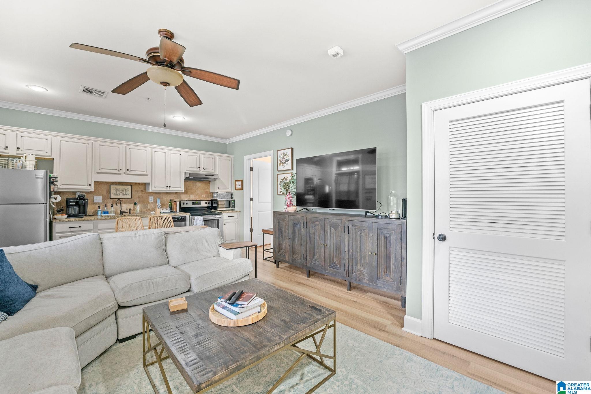 820 FRANK THOMAS AVENUE 211