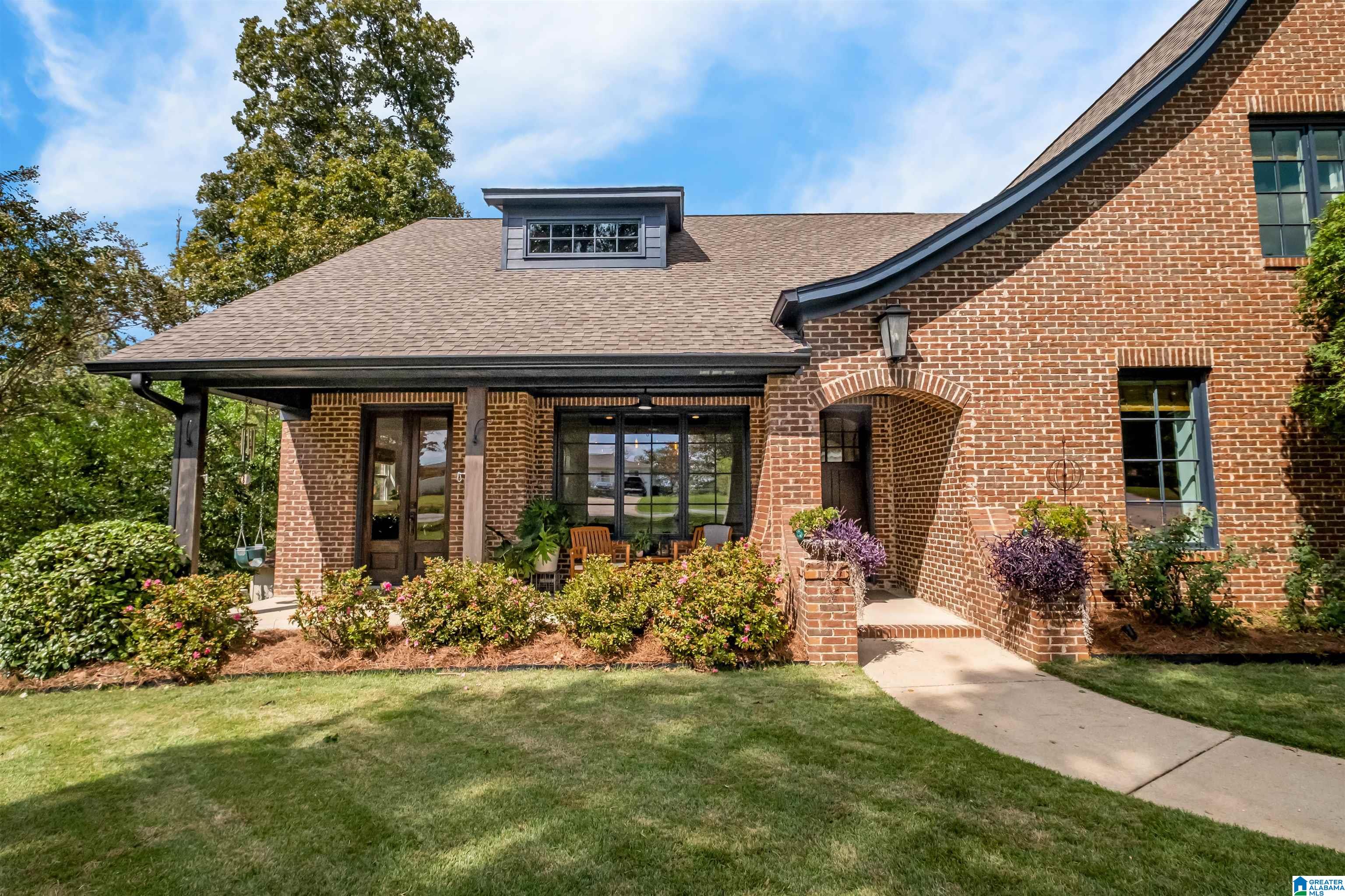 1848 INDIAN HILL ROAD