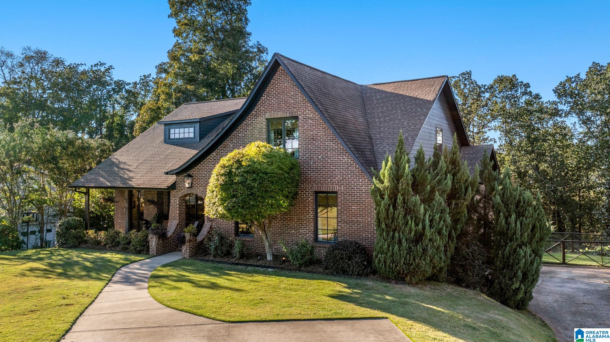 1848 INDIAN HILL ROAD