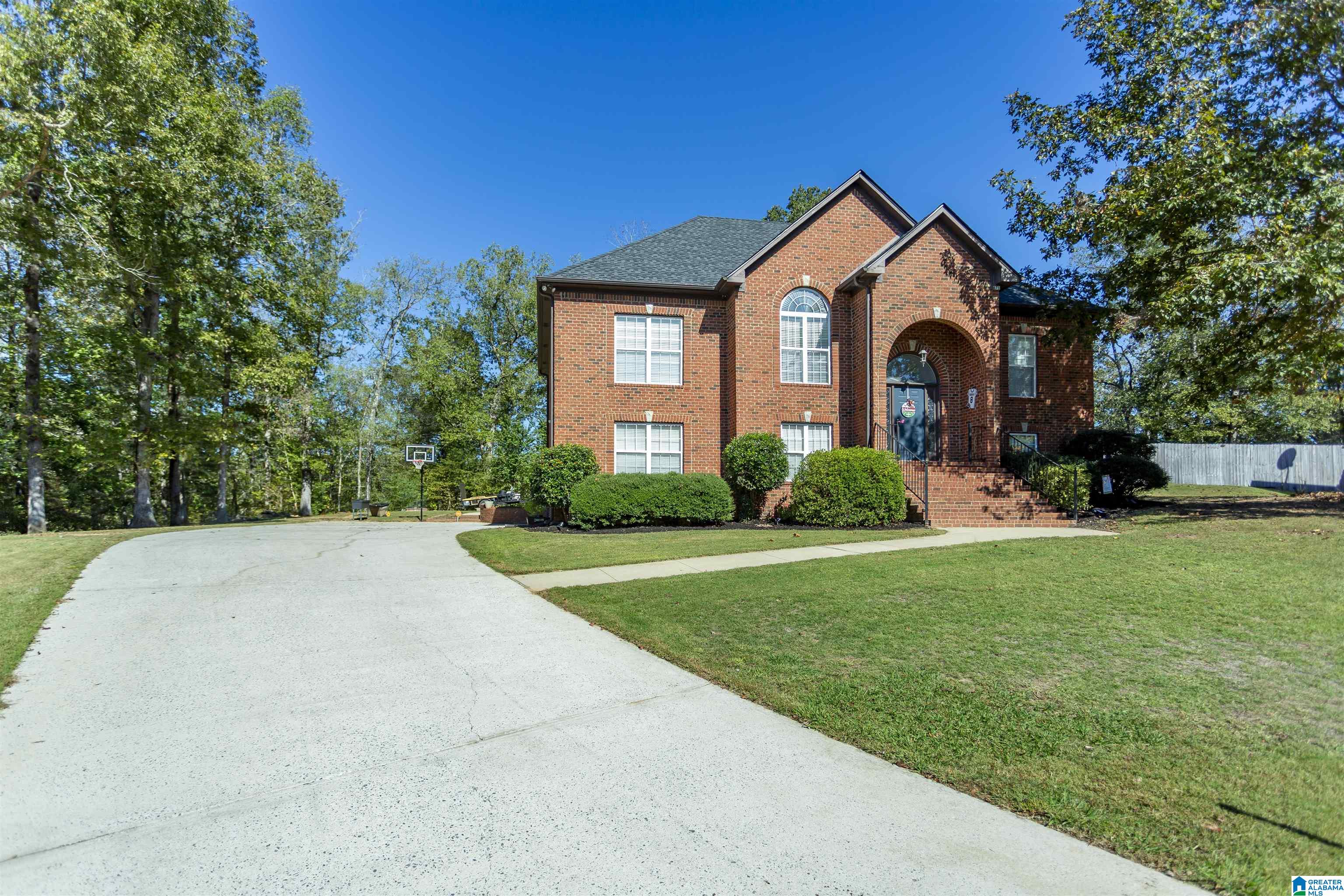 671 LONGWOOD PLACE