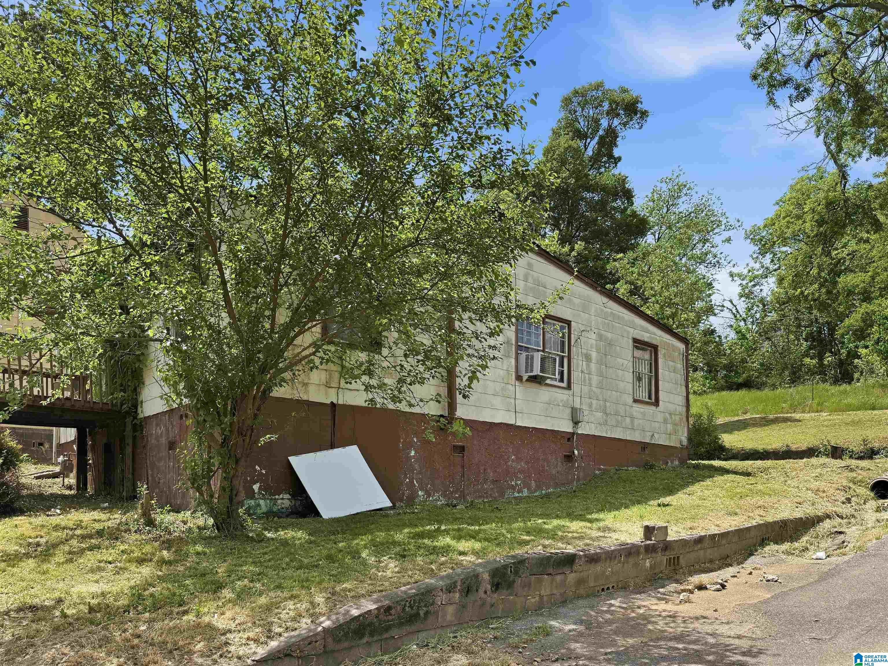 1438 FRED L SHUTTLESWORTH DRIVE