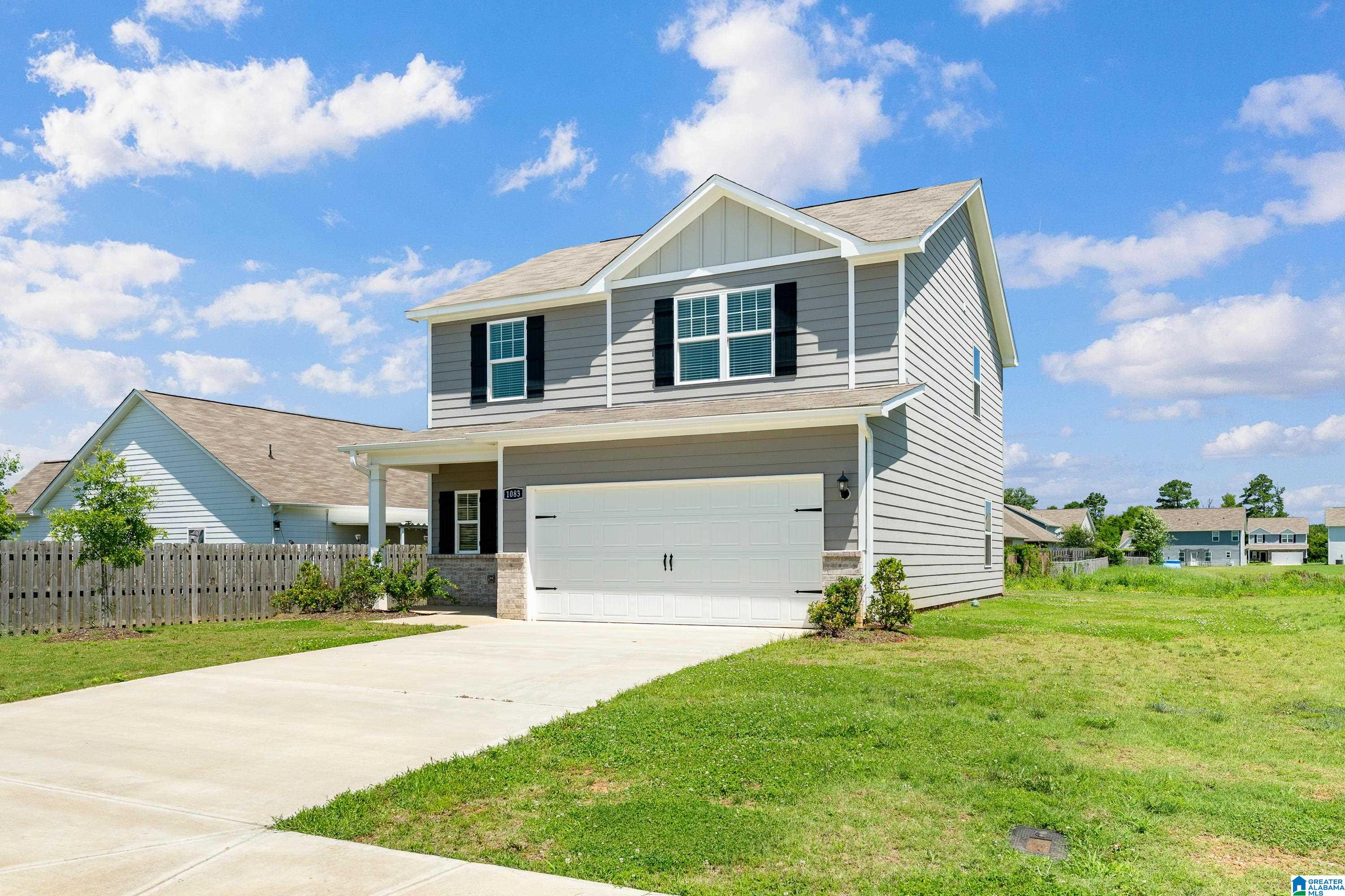 1083 PILGRIM LANE
