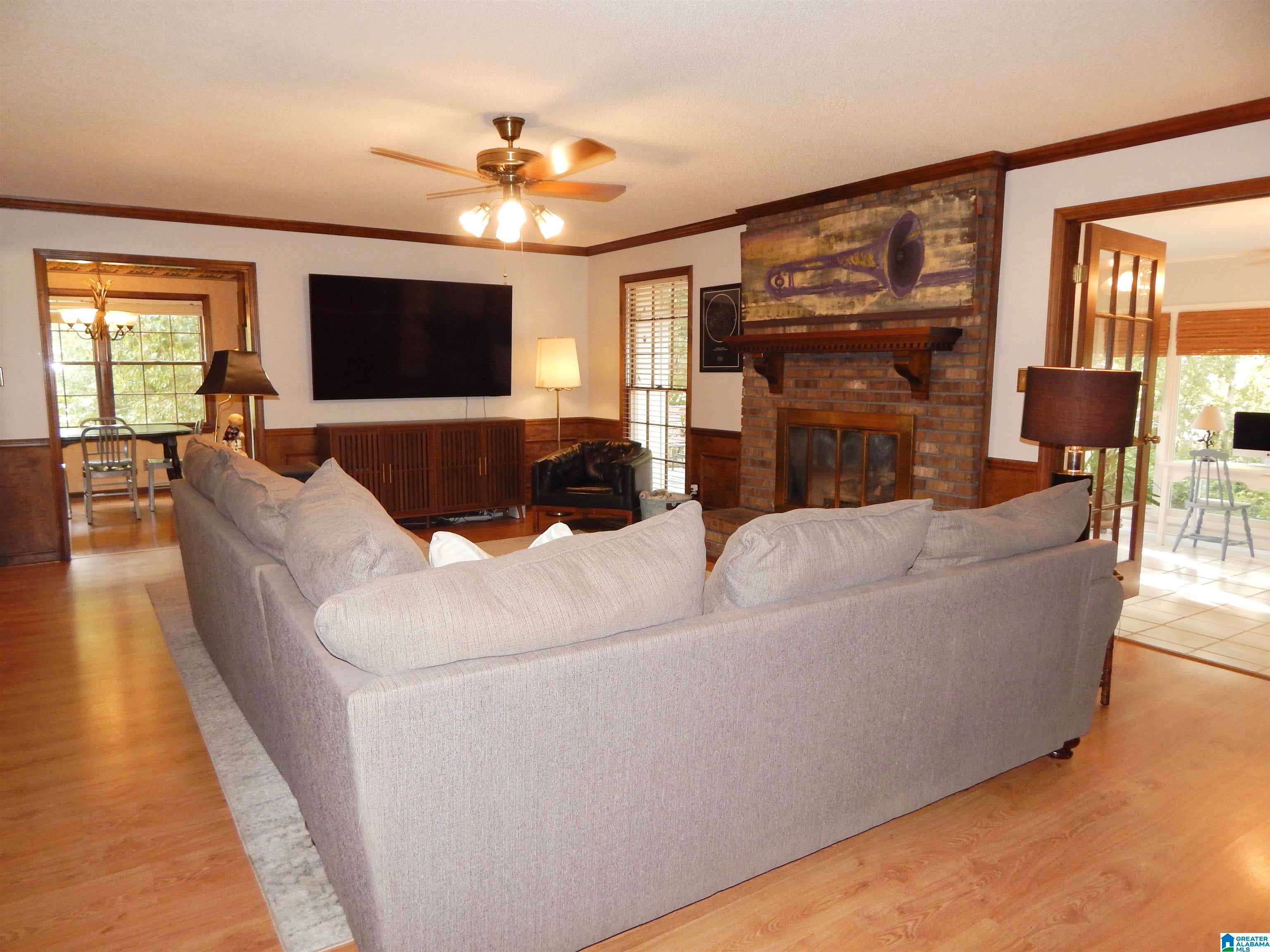 2213 MILL RUN CIRCLE