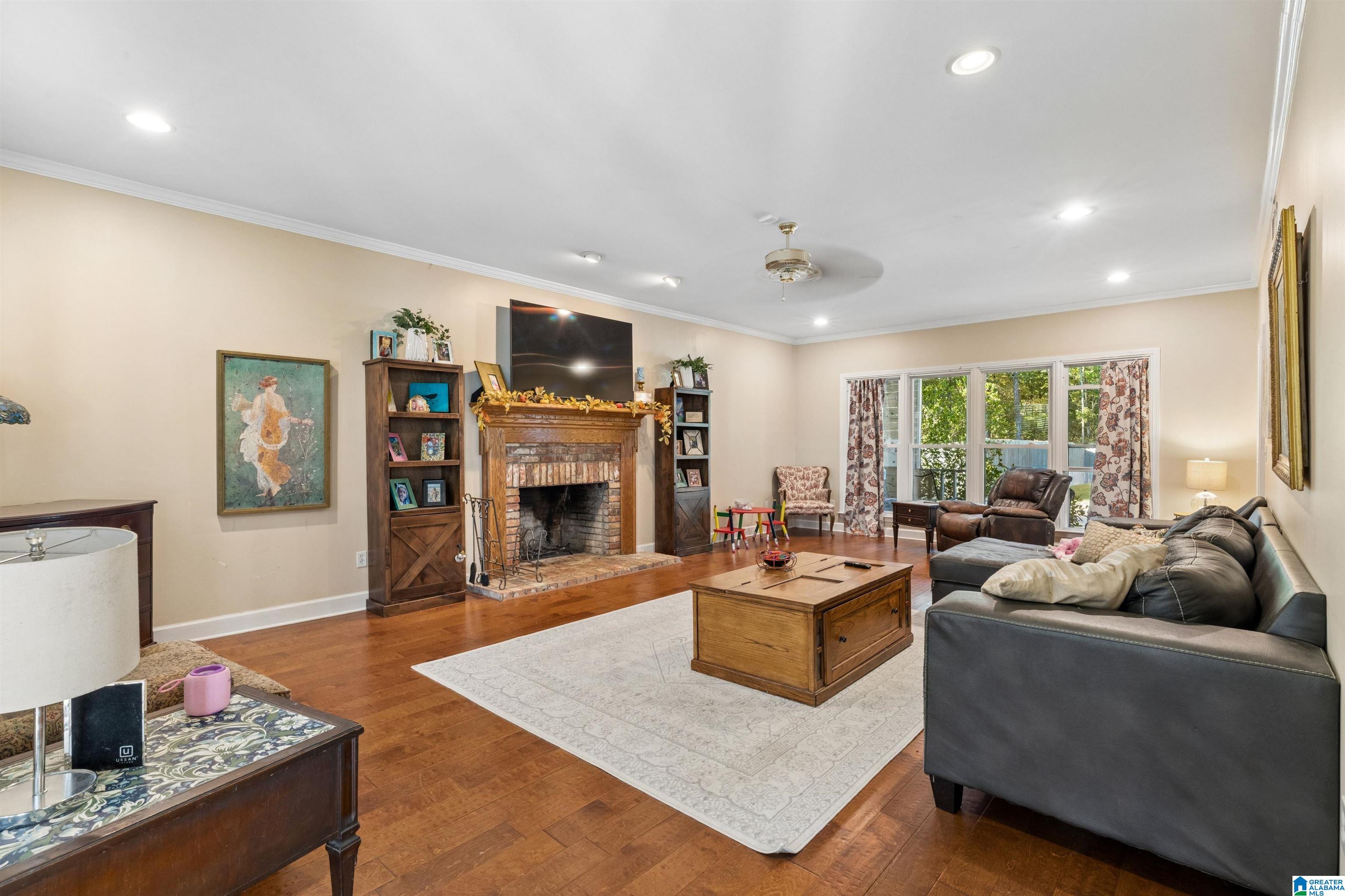 5306 BLUEGRASS PARKWAY