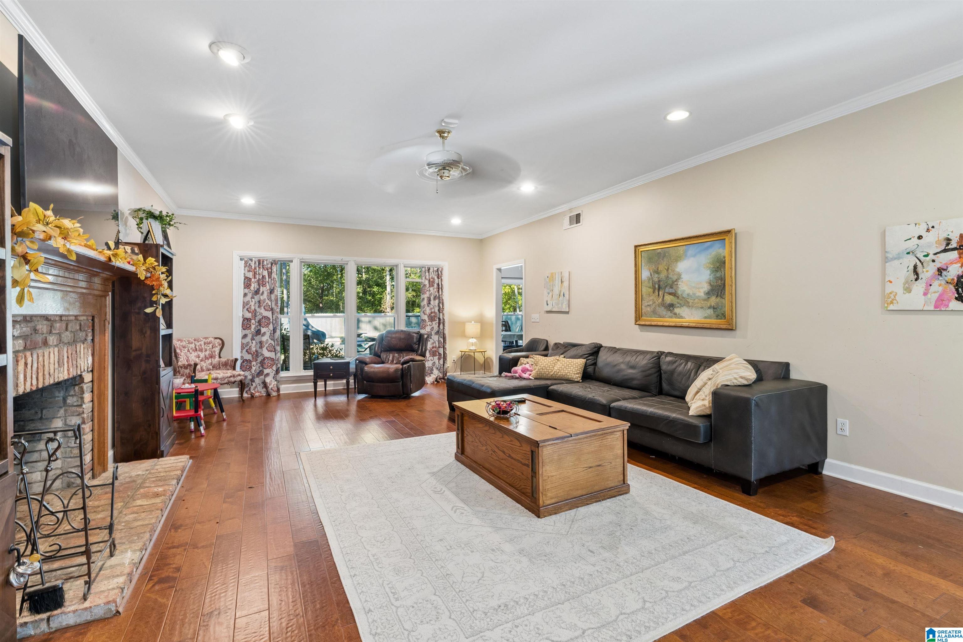 5306 BLUEGRASS PARKWAY