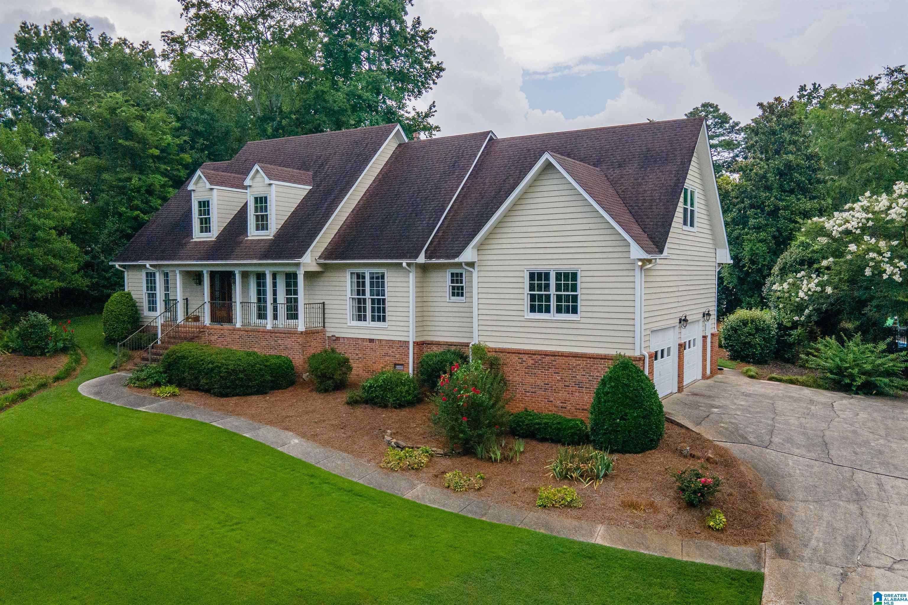 2810 WESTWYCK CIRCLE