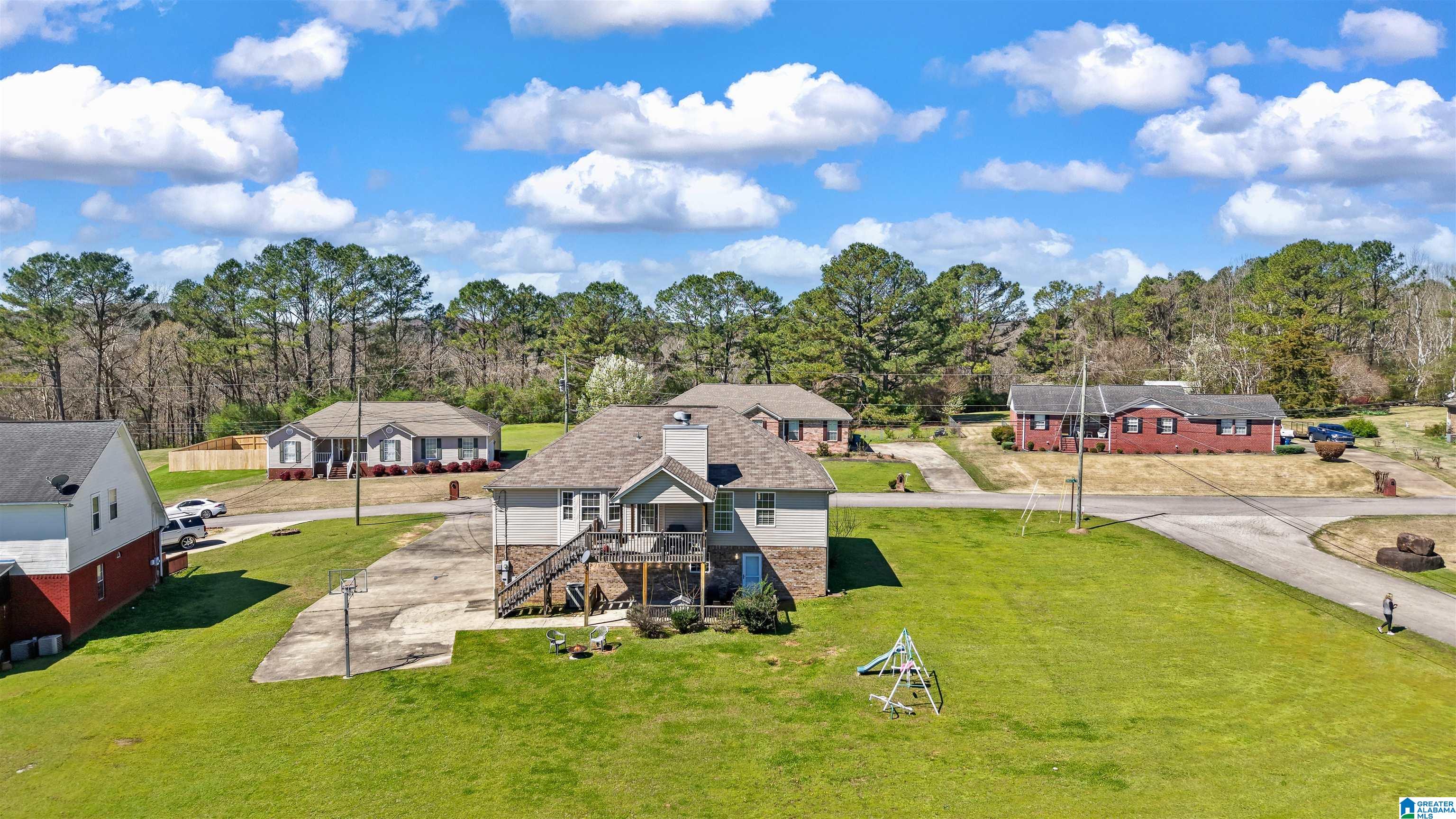 683 CIRCLE HEIGHTS DRIVE