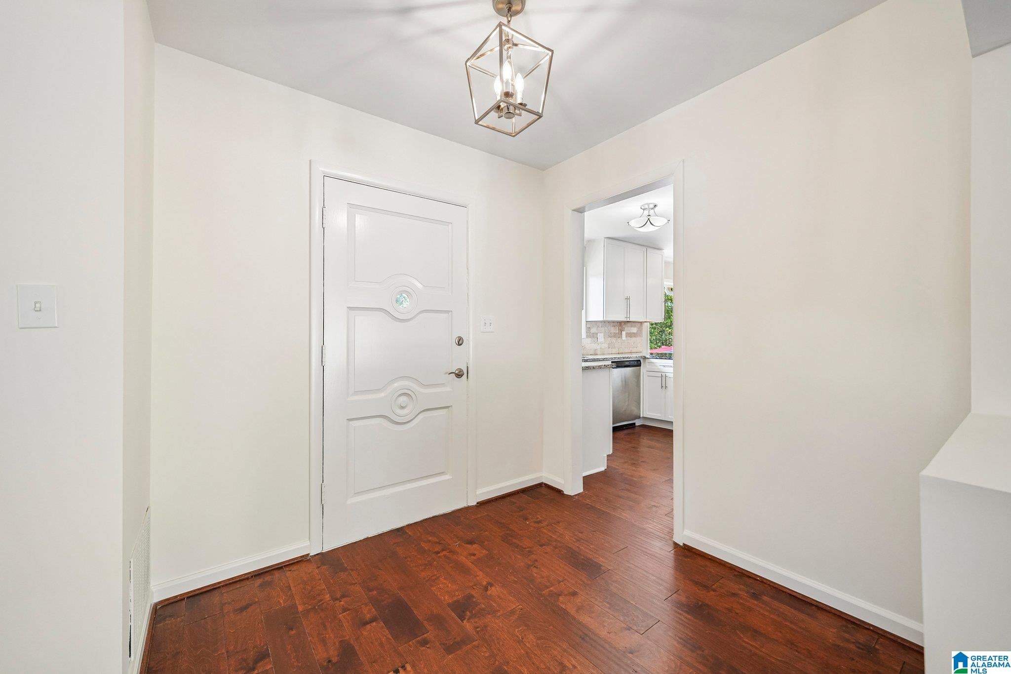 1624 LINDA VISTA LANE