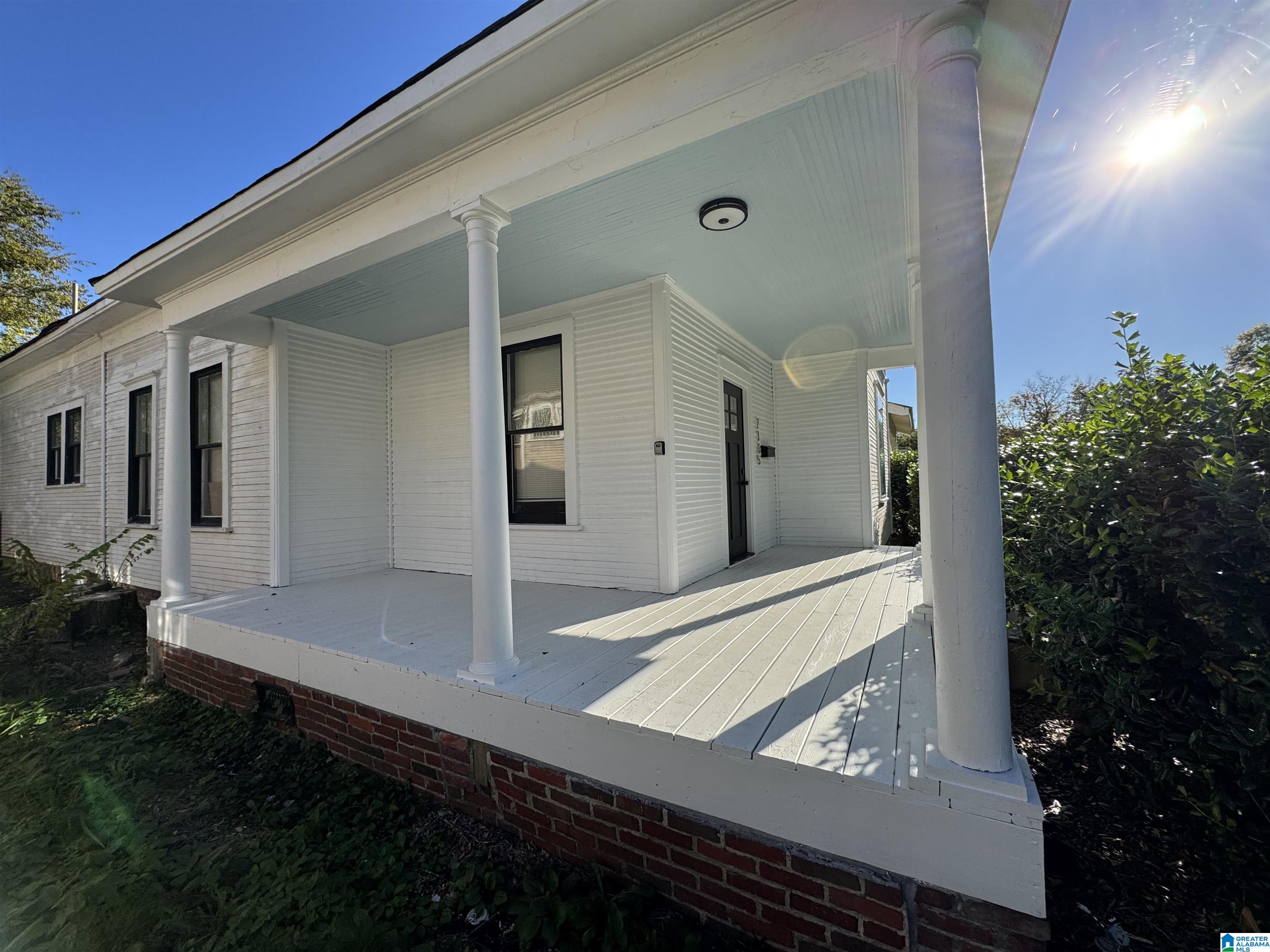 7305 DIVISION AVENUE