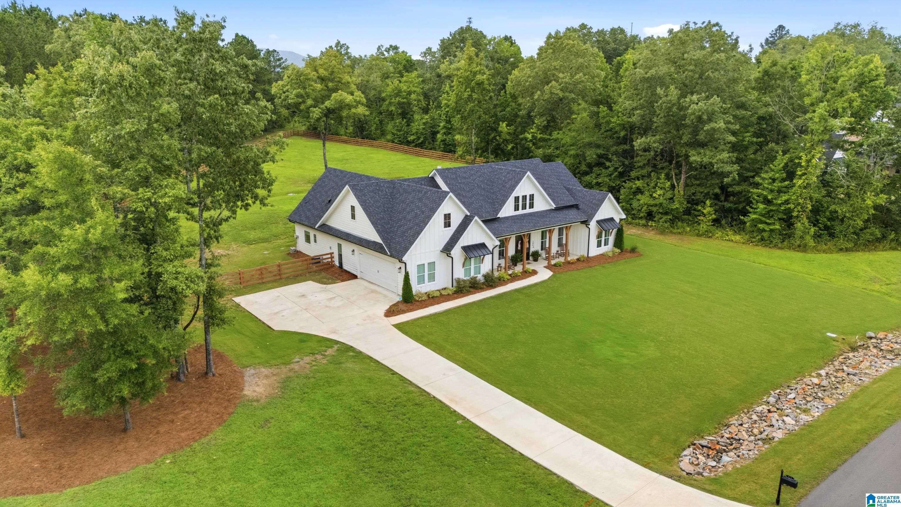 200 STONEWOOD TRAIL