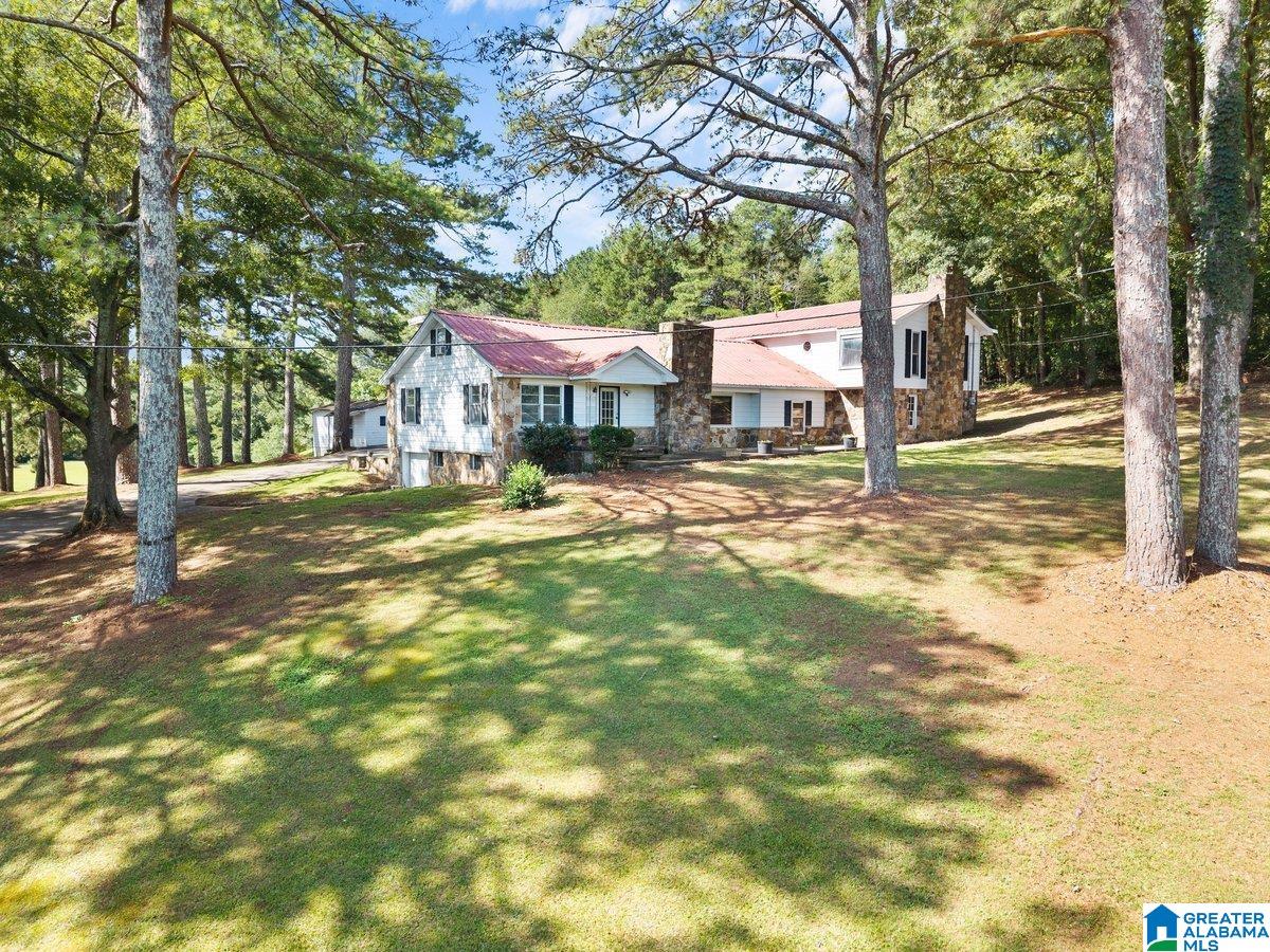 1120 VALLEY ROAD