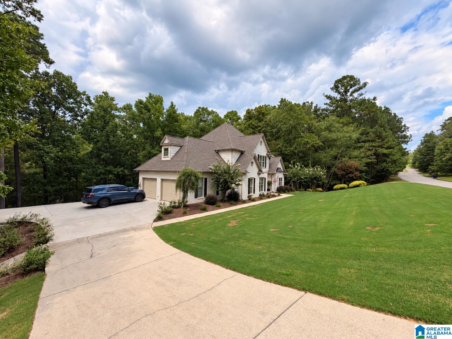 391 SAINT ANDREWS PARKWAY