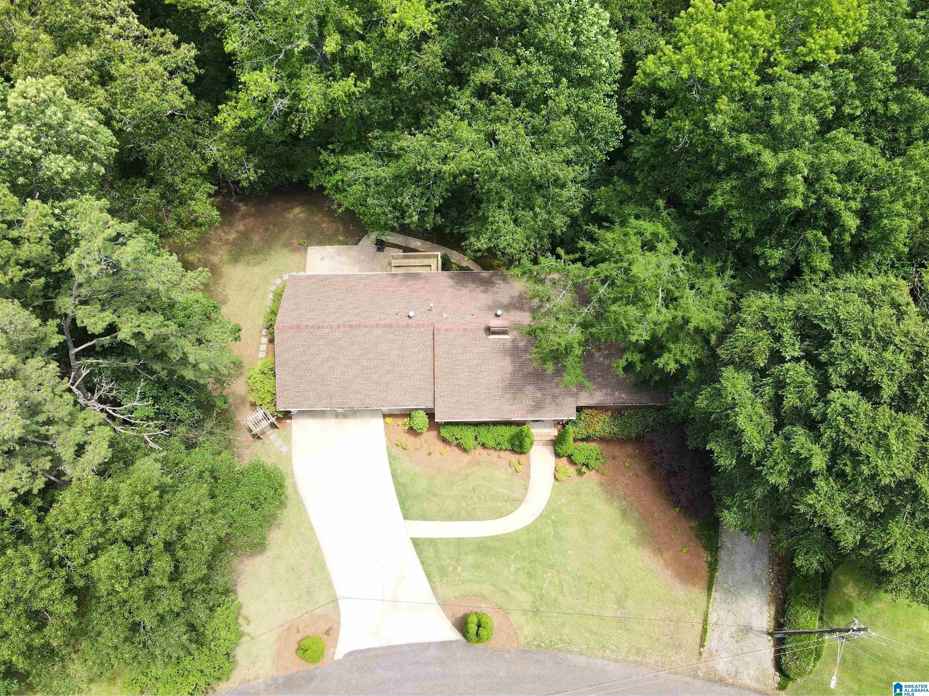 2736 BRENDA CIRCLE