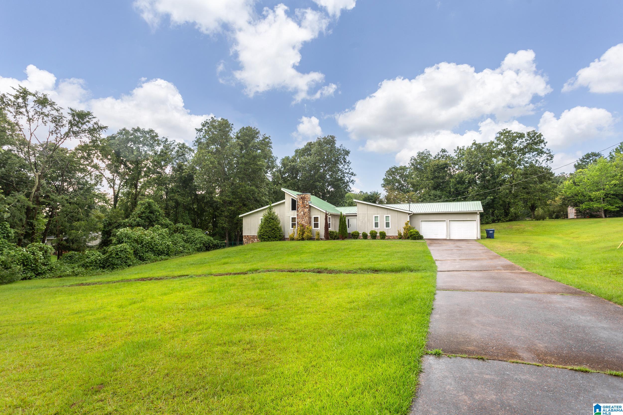 3452 GUNNELLS LANE