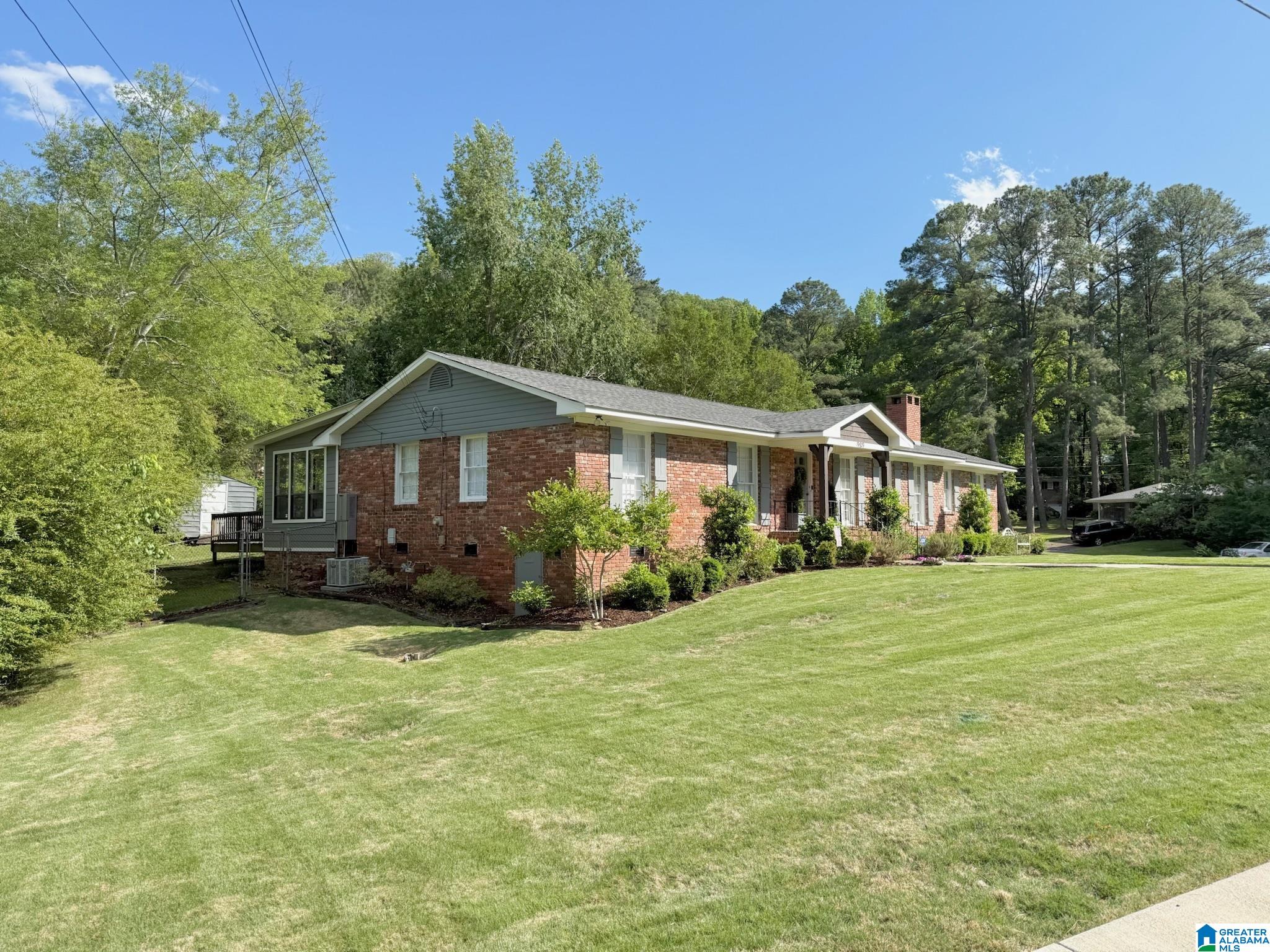 909 SHADES GLEN DRIVE