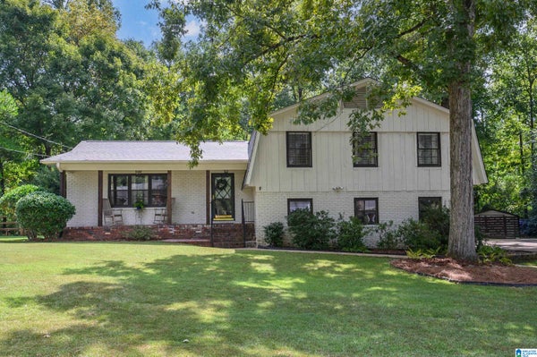 2757 ALTADENA LAKE DR, VESTAVIA, AL 35243 - Image 3df39ebadf3038fb038faaef18f8bc3d/3591912185