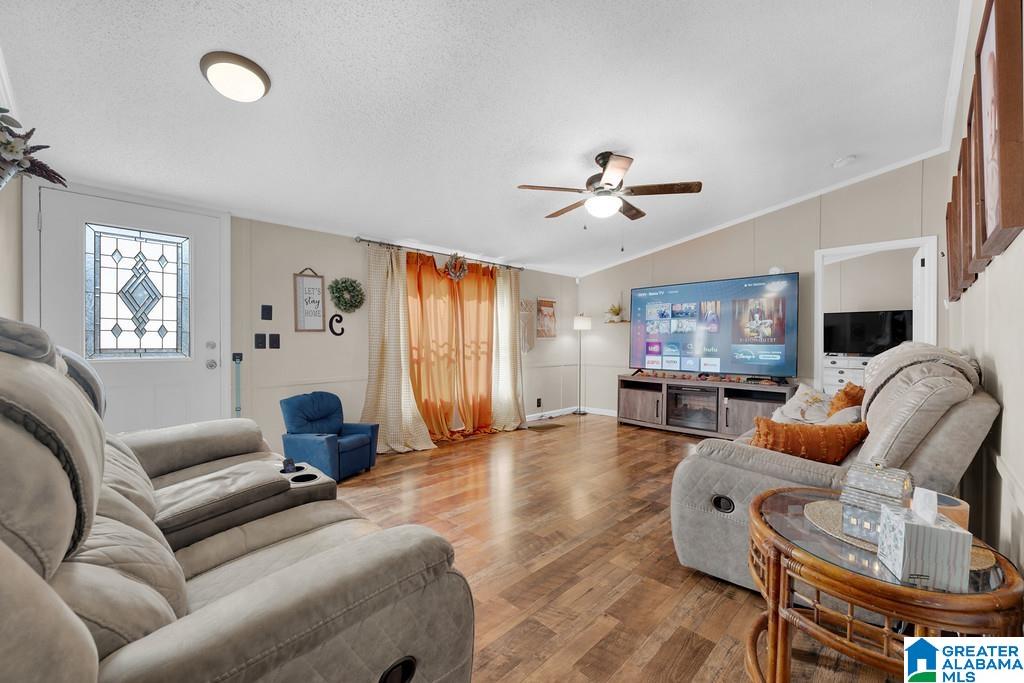 242 BAILEY WAY