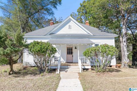 1715 WALNUT STREET CENTREVILLE AL 35042