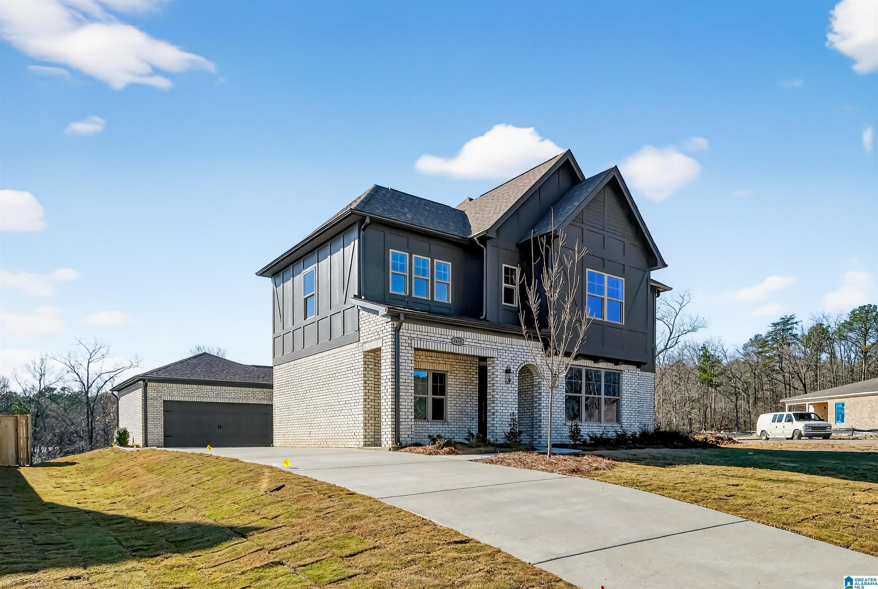 11 BLACKRIDGE CIRCLE