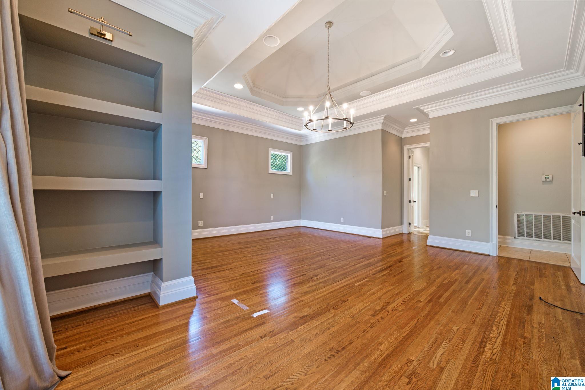 1405 Sutherland Pl, Hoover, AL, 35242, USA, 7 Bedrooms Bedrooms, ,9 BathroomsBathrooms,Residential,Active,1405 Sutherland Pl,21456242