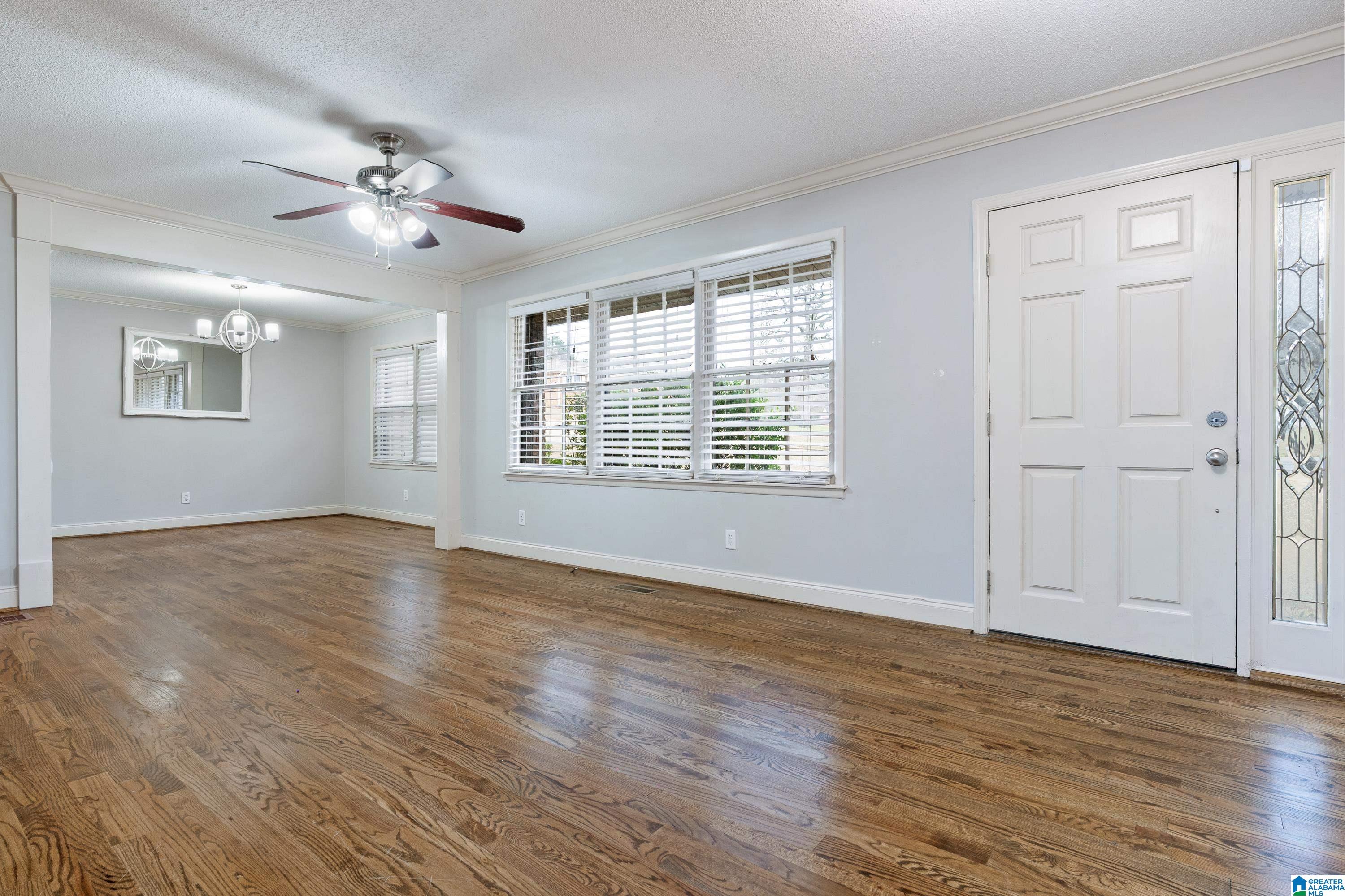 2030 CARRAWAY STREET