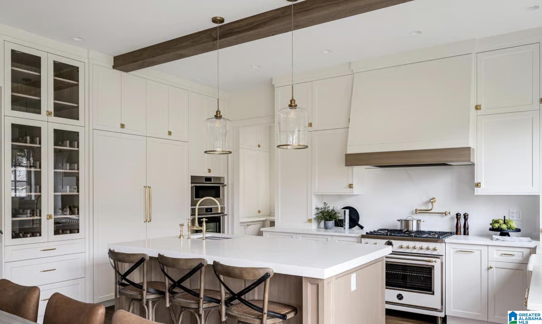 215 ENGLISH WALNUT DRIVE