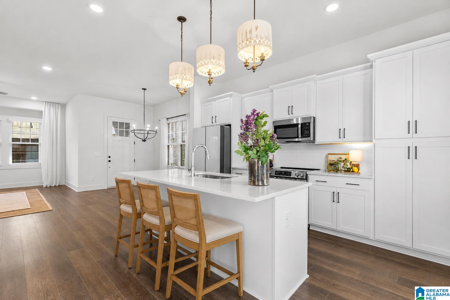1774 DEVERELL LANE