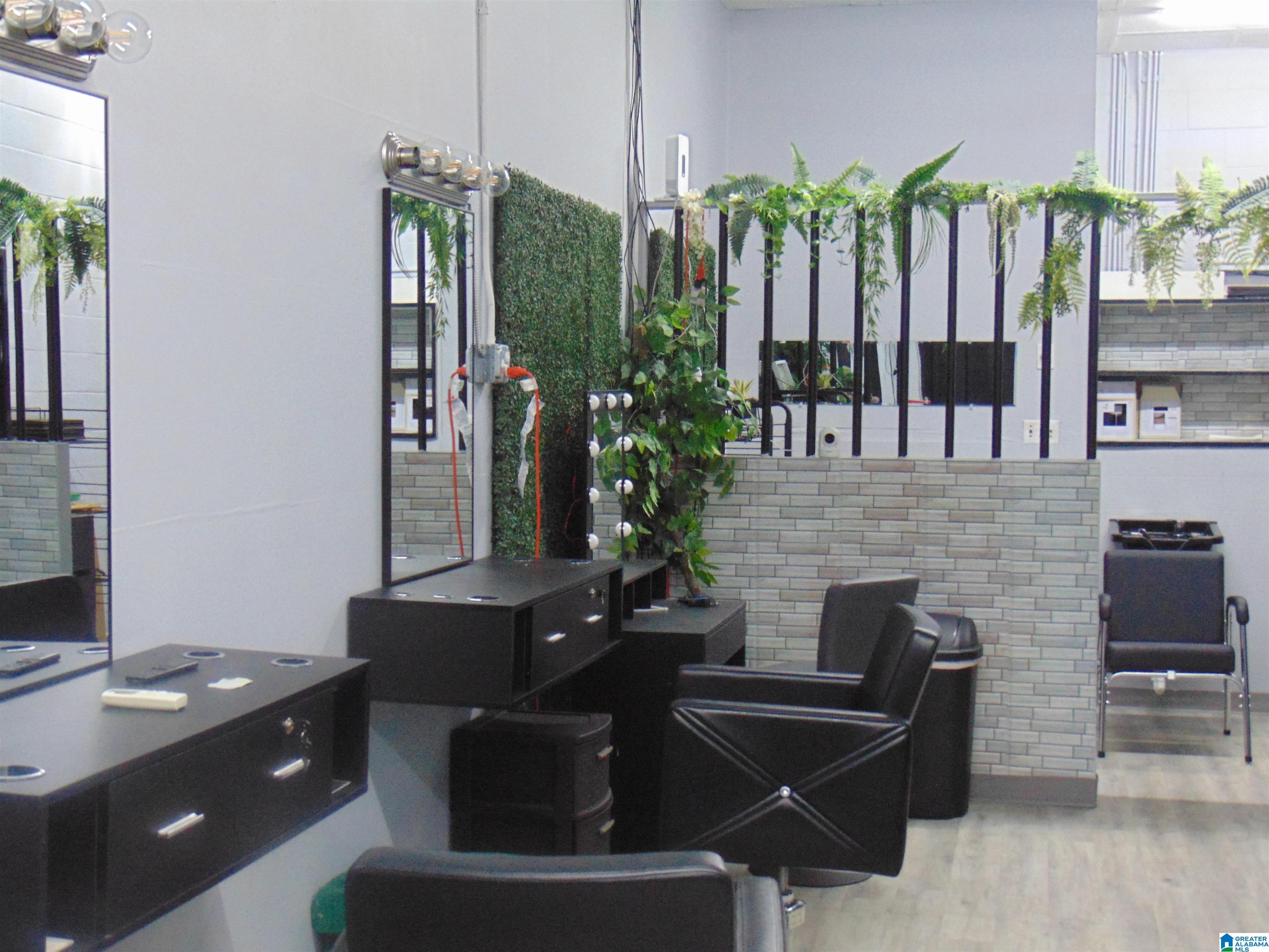 400 TUSCALOOSA AVENUE