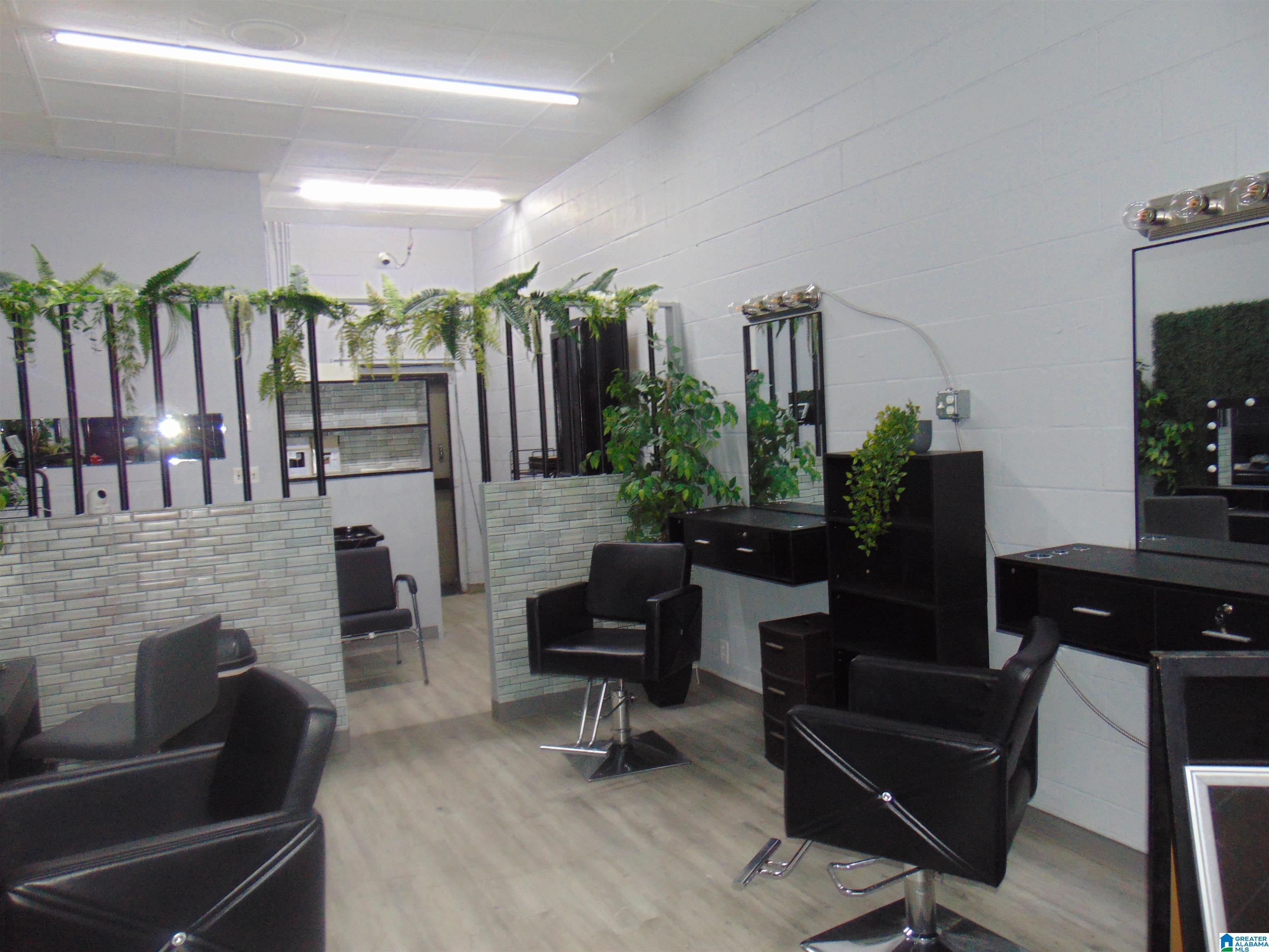 400 TUSCALOOSA AVENUE