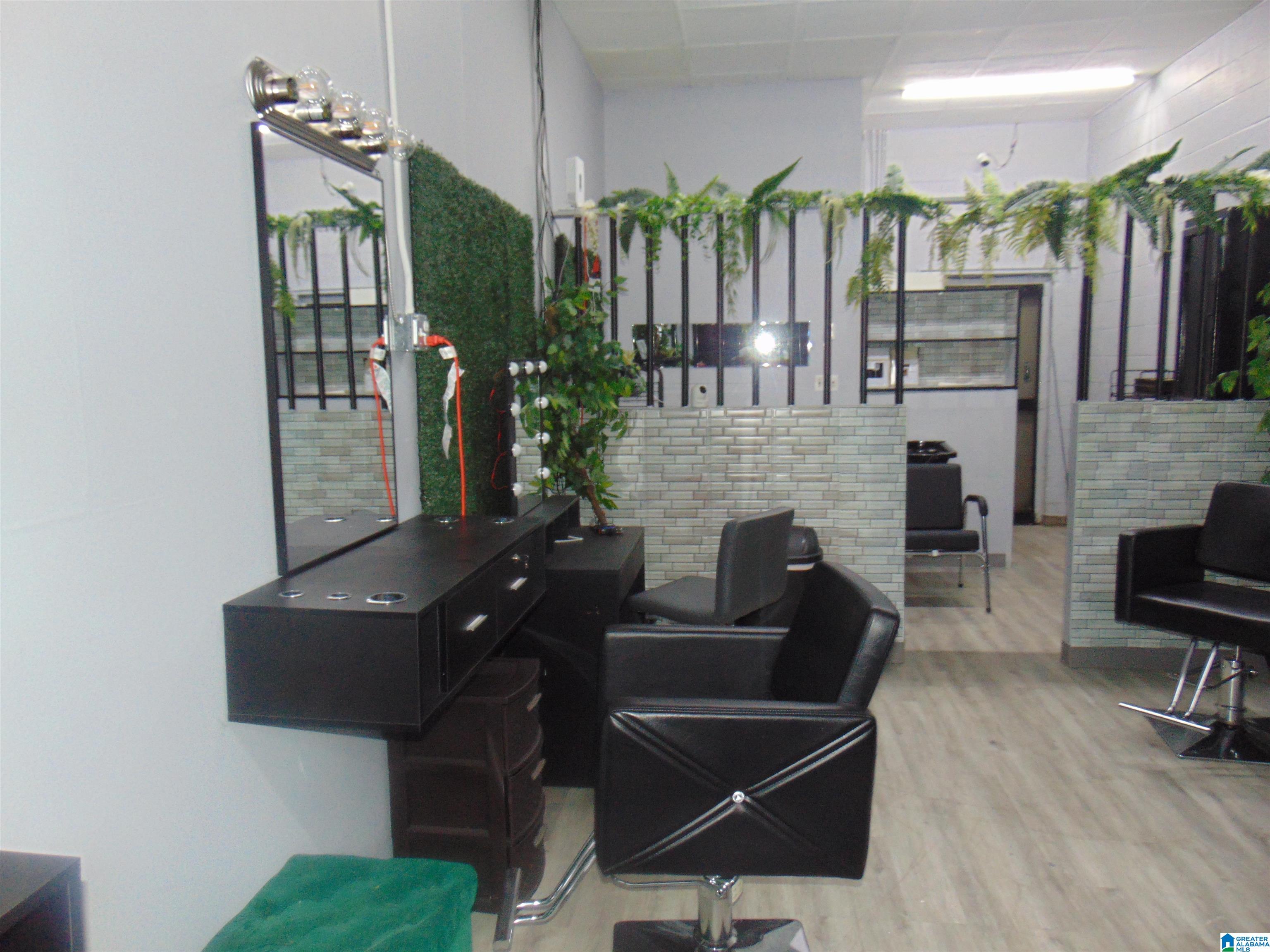 400 TUSCALOOSA AVENUE