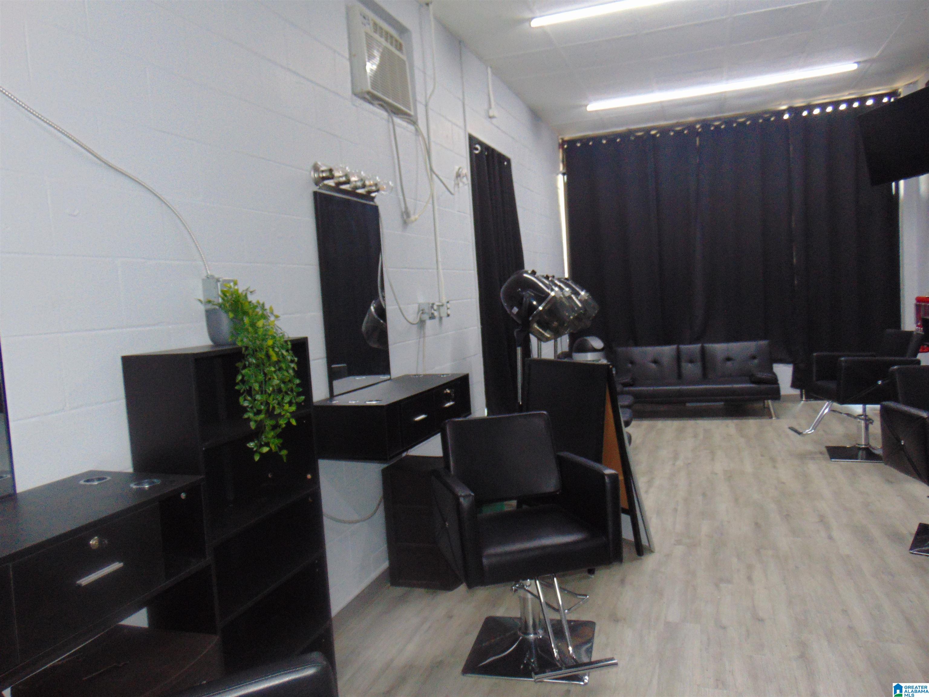 400 TUSCALOOSA AVENUE