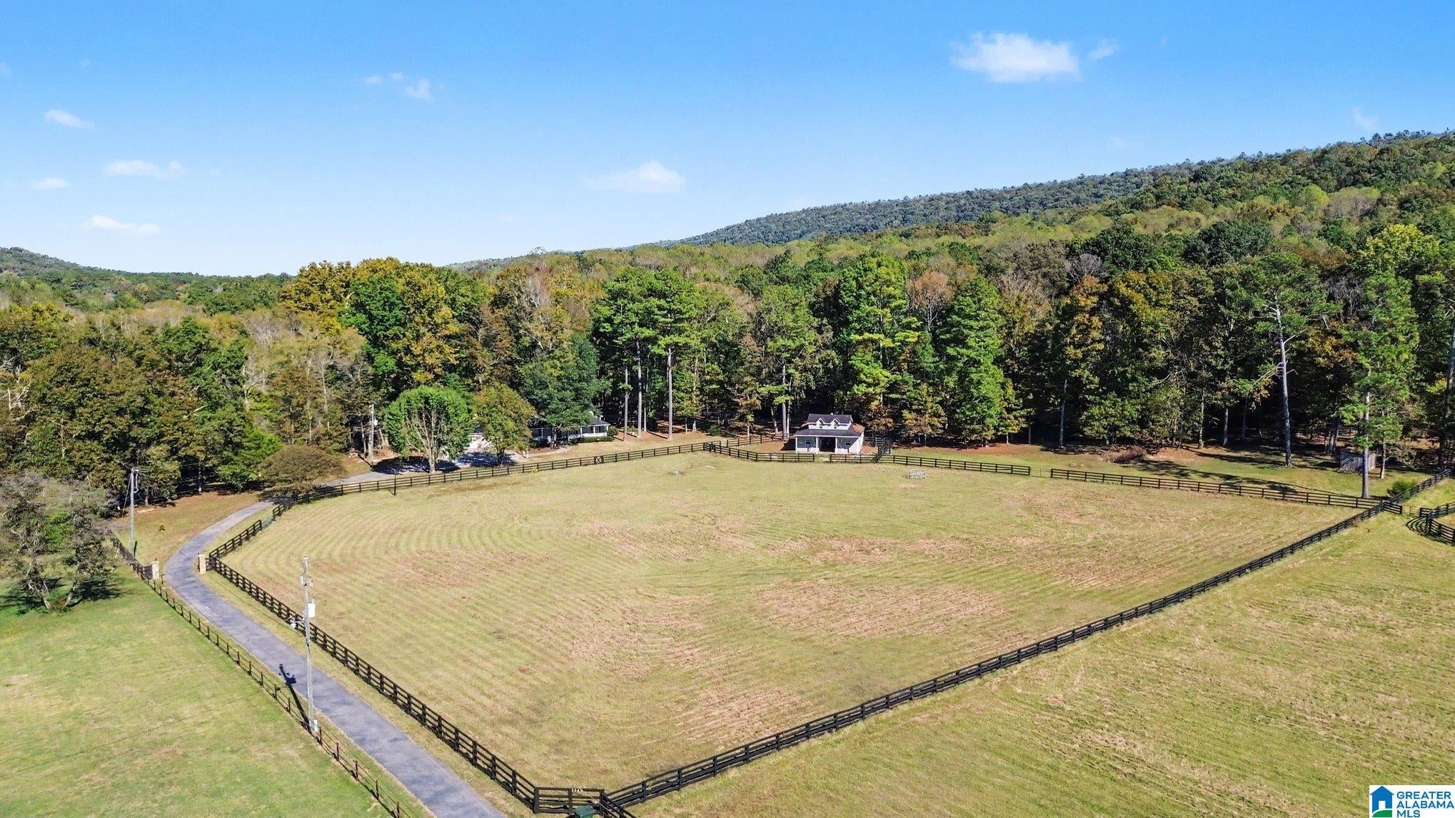 3245 EASTERN VALLEY ROAD