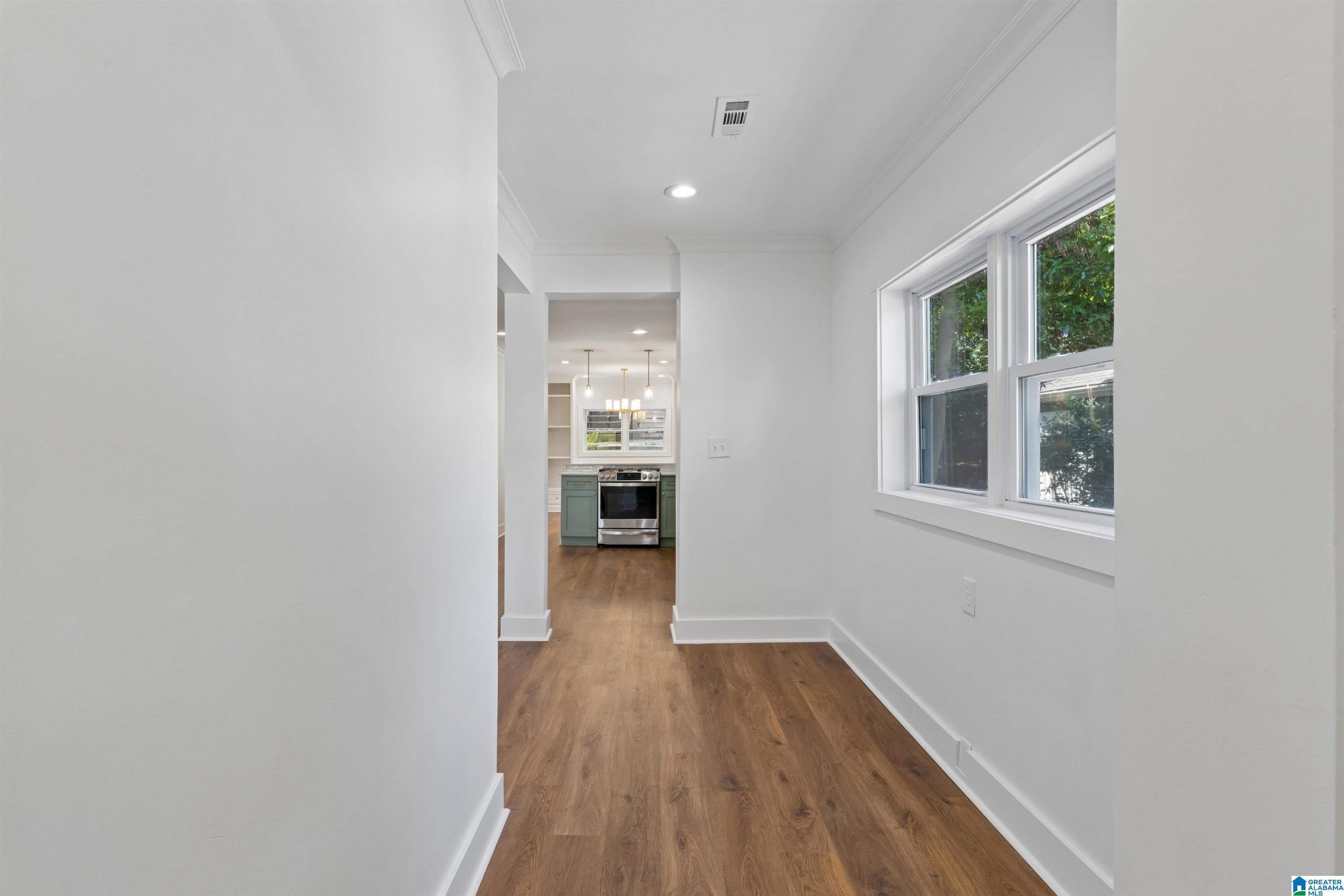 206 MOUNTAIN AVENUE