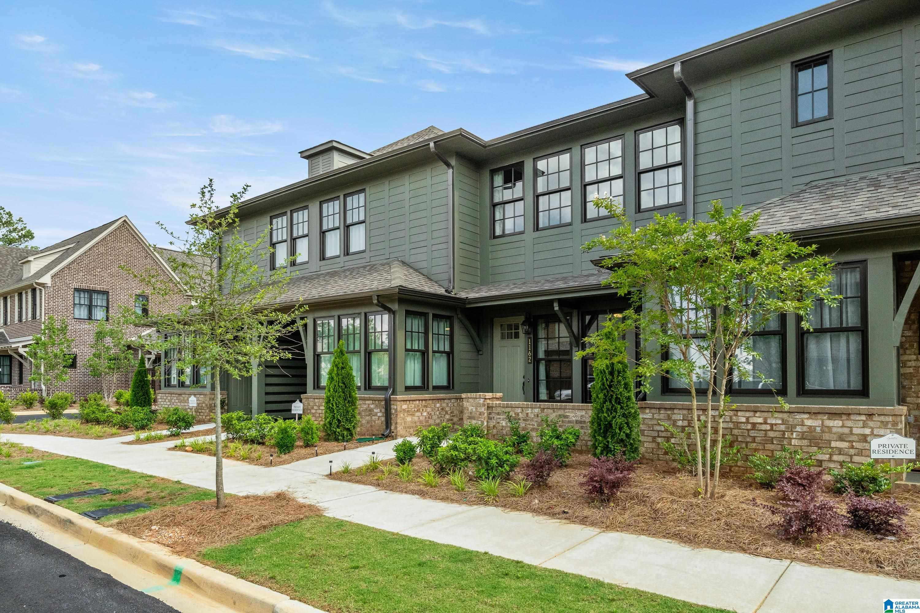 1162 WINDSOR COURT DRIVE