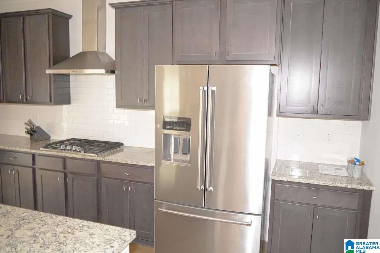 1368 N WYNLAKE DRIVE