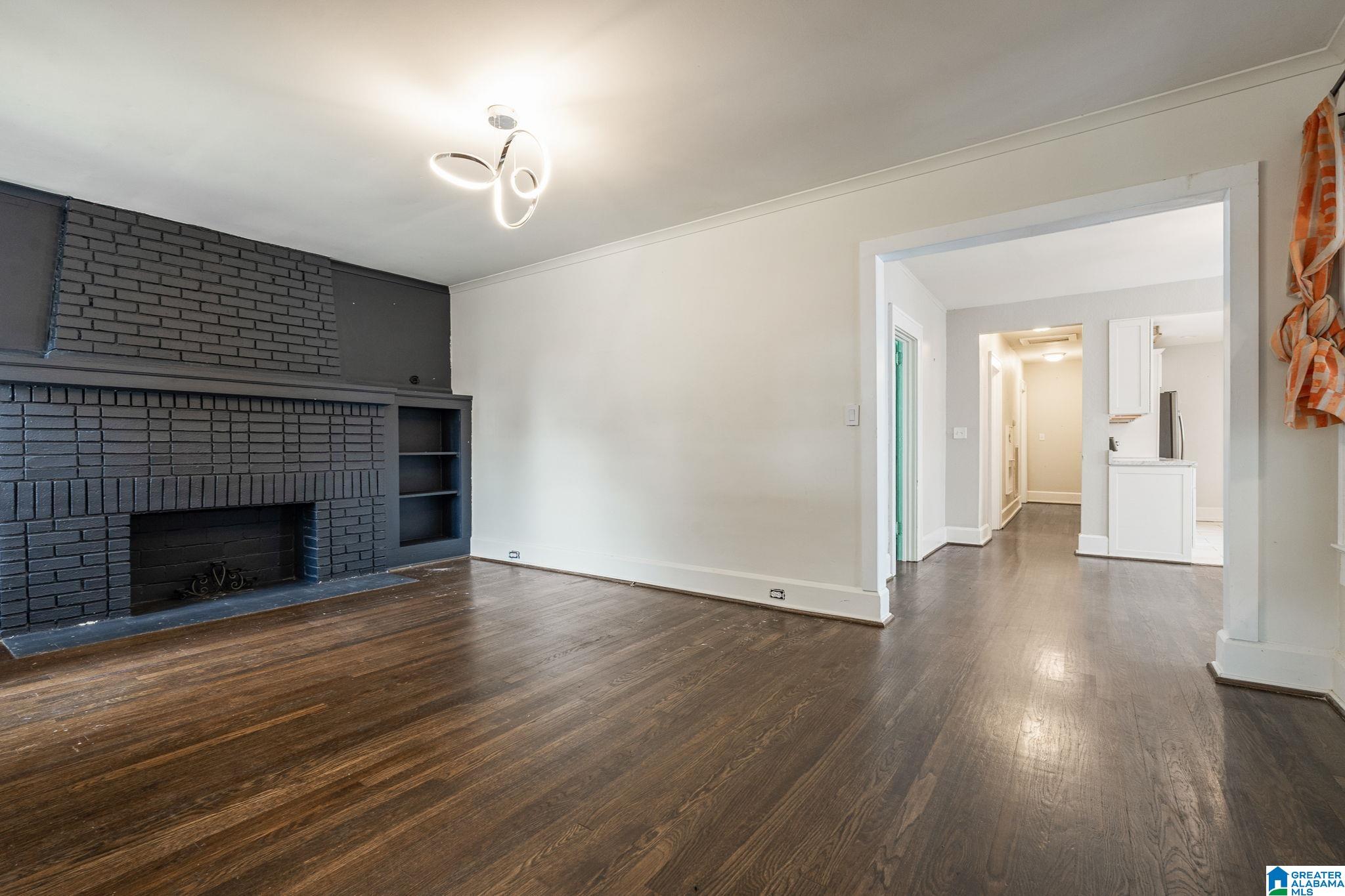 2702 17TH AVENUE N - Photo 2