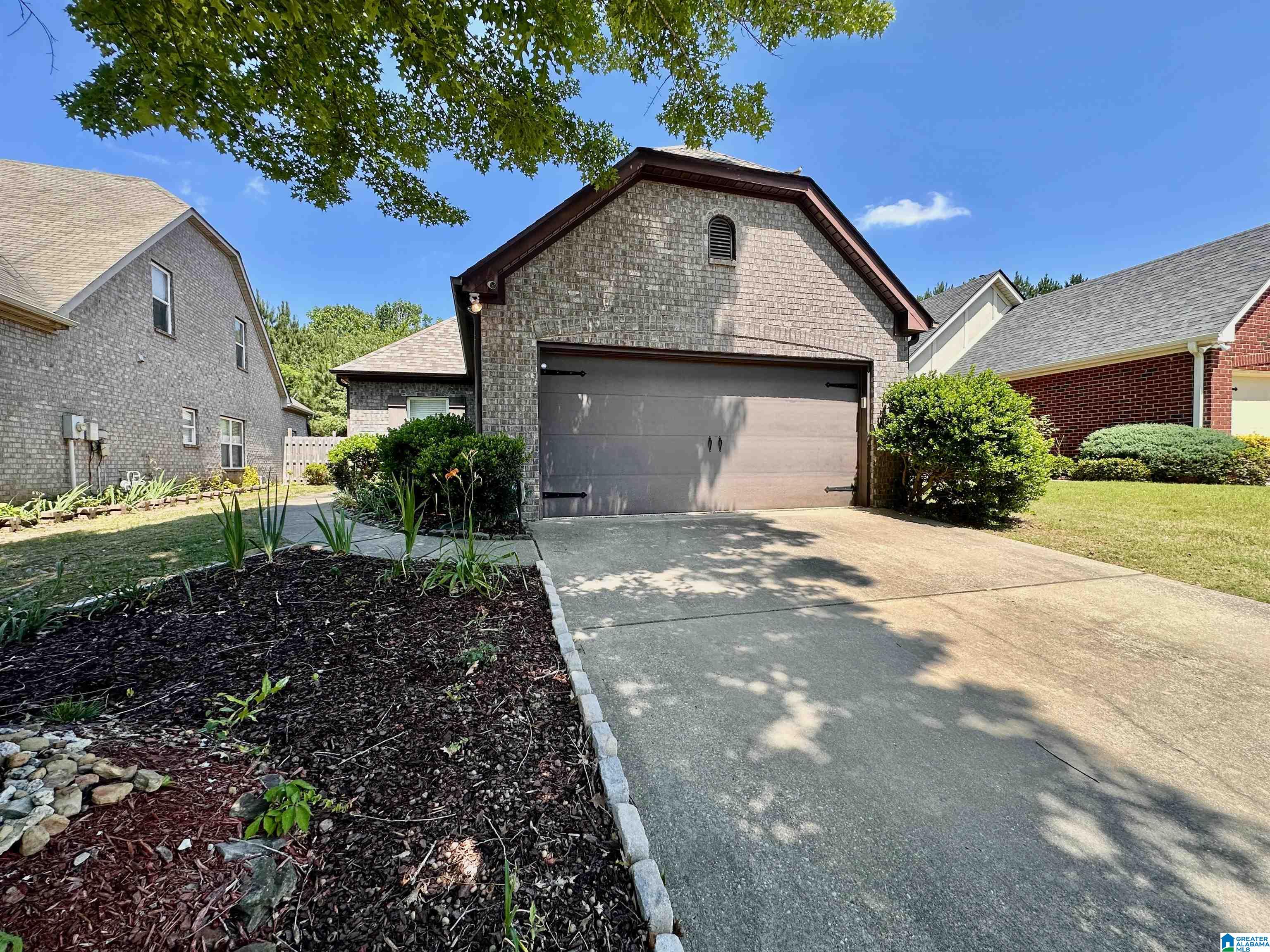 2726 OXMOOR GLEN DRIVE