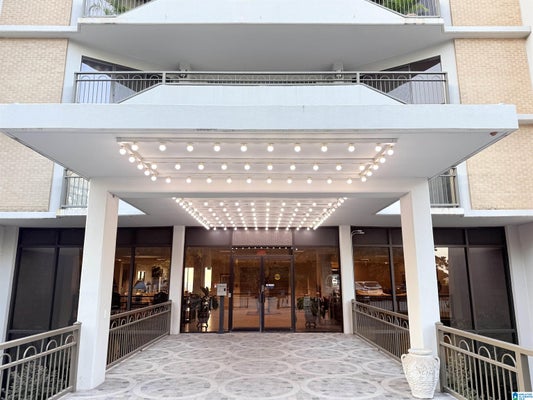 1120 BEACON PKWY E APT 100, BIRMINGHAM, AL 35209 - Image 3f792007f8c2edfe4131c992d75ac7bb/3780784857