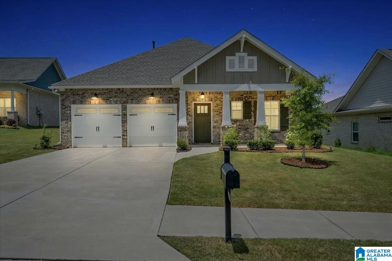 Photo 1 of 34 — 3978 SYDNEY DRIVE, BIRMINGHAM, AL 35211