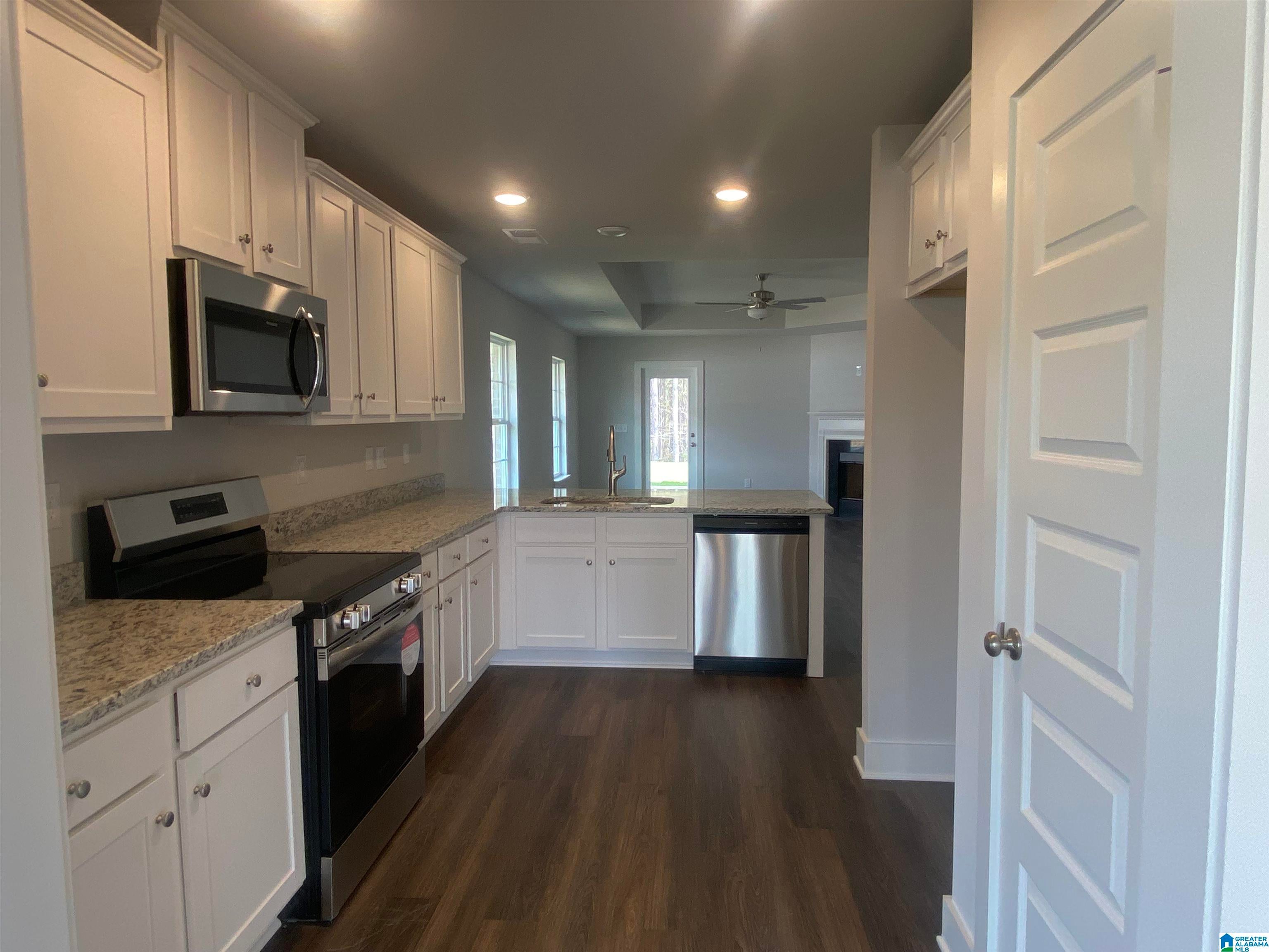 321 AMMERSEE LAKES DRIVE