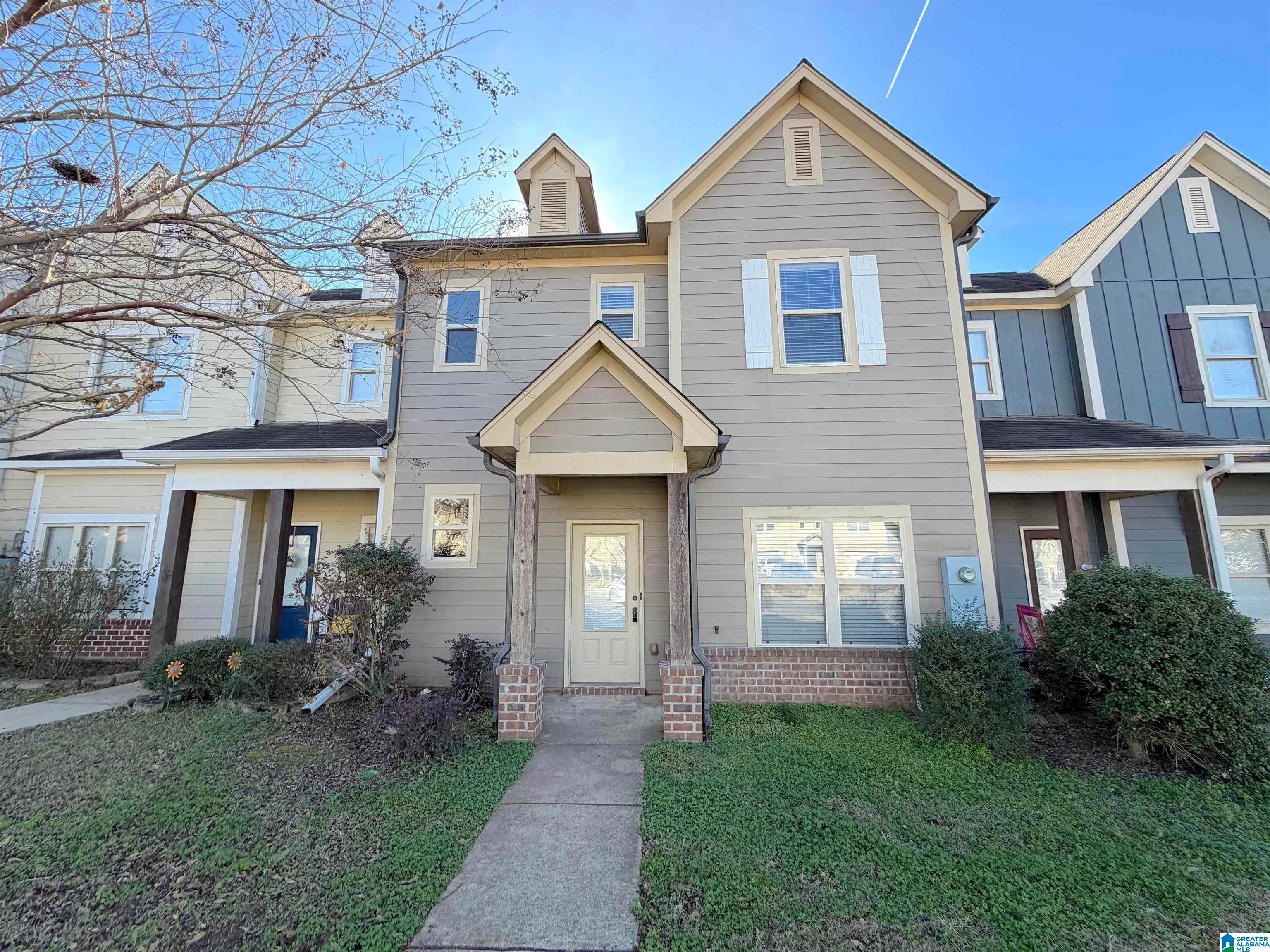 Photo 1 of 26 — 229 THE HEIGHTS DRIVE, CALERA, AL 35040