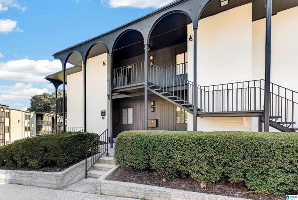 3031 MASSEY RD APT C, VESTAVIA HILLS, AL 35216 - Image 40b8b97ff2103580632b84abf8e2e6f9/2495284375