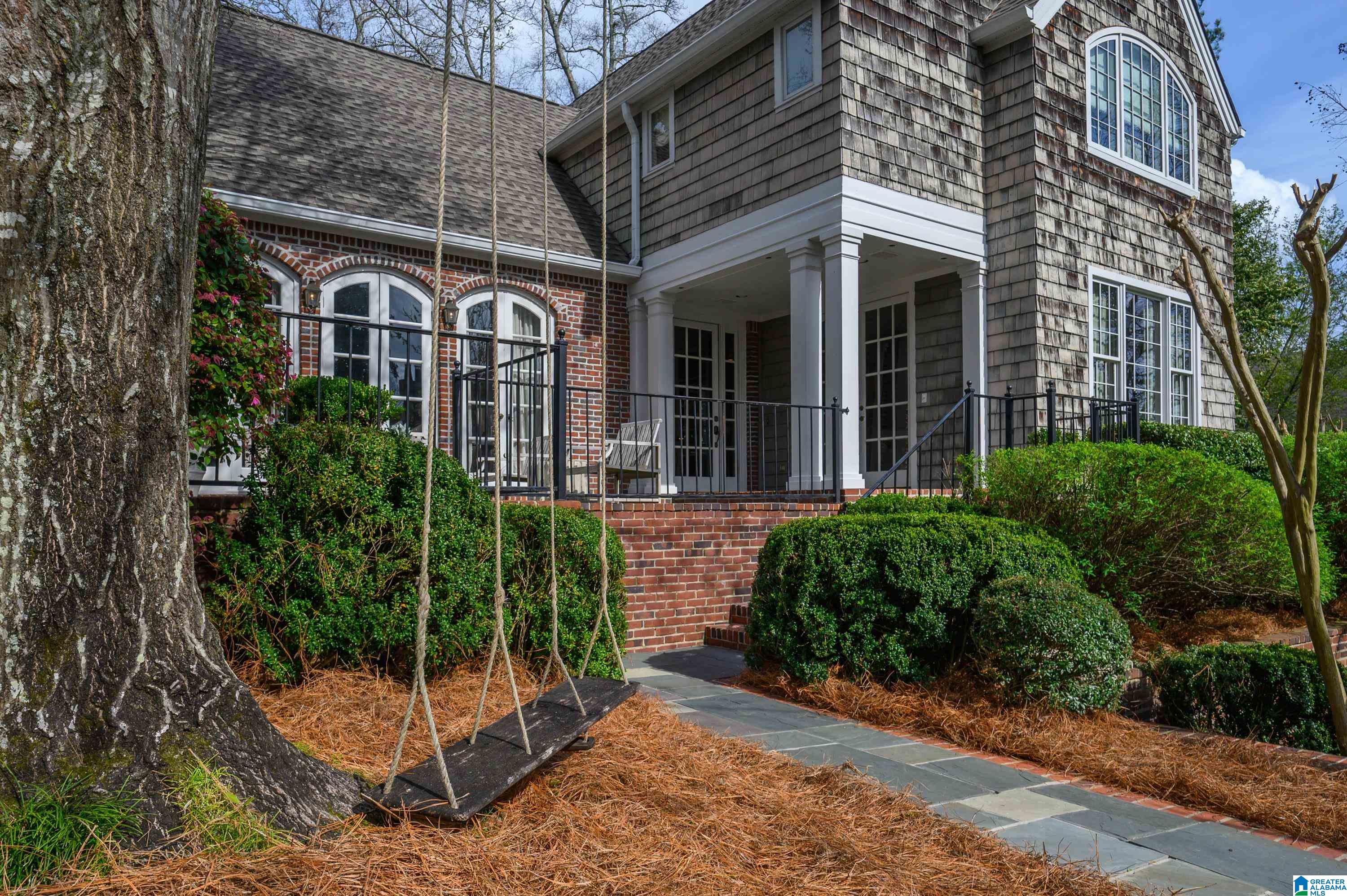 49 W MONTCREST DRIVE